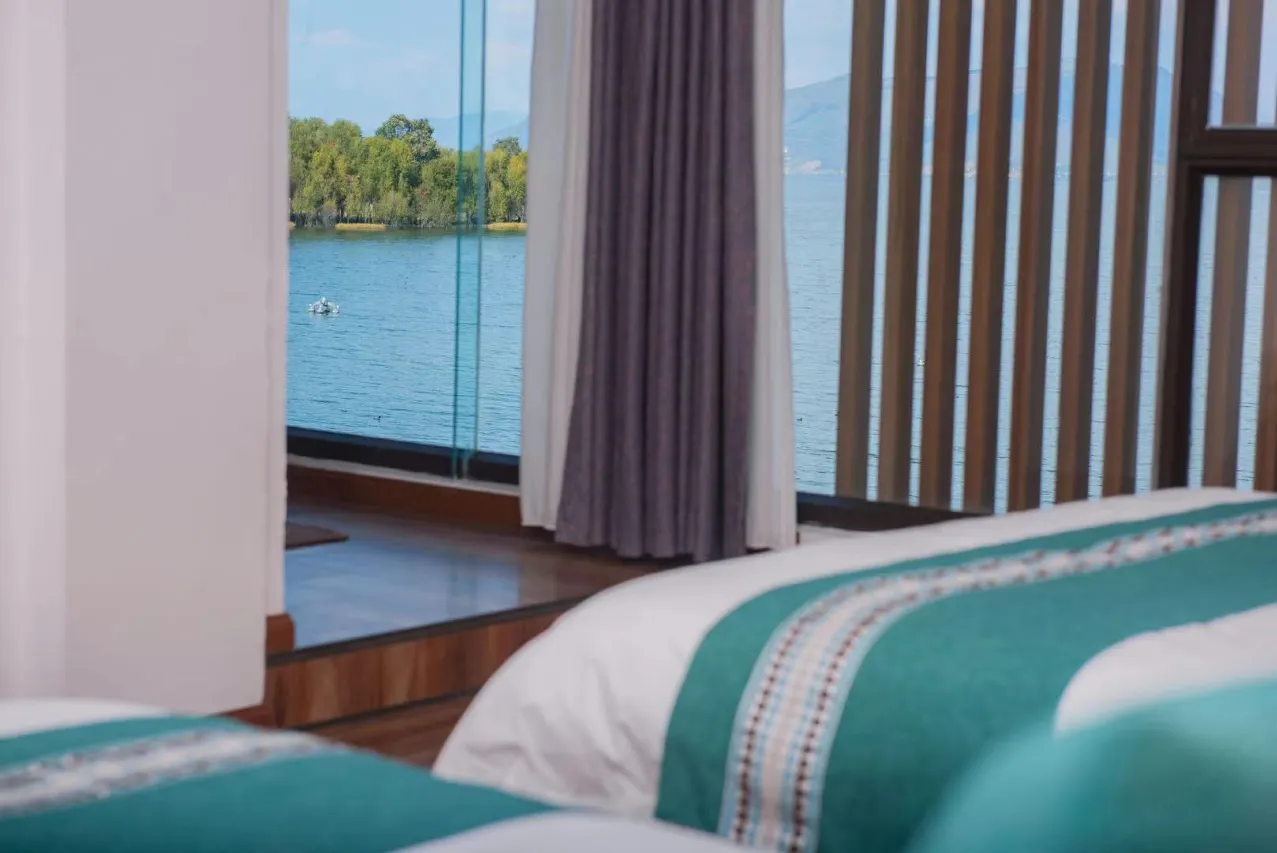 Standard Double Room with View