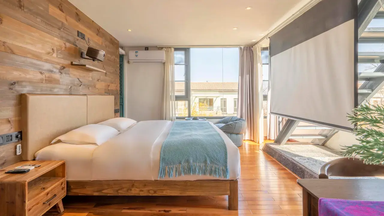 Ocean View Queen Room