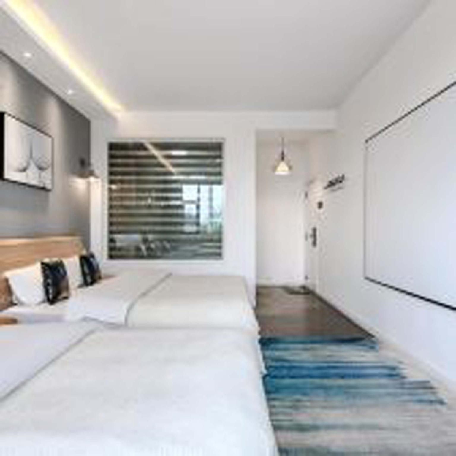 Cinema Themed Family Twin Room