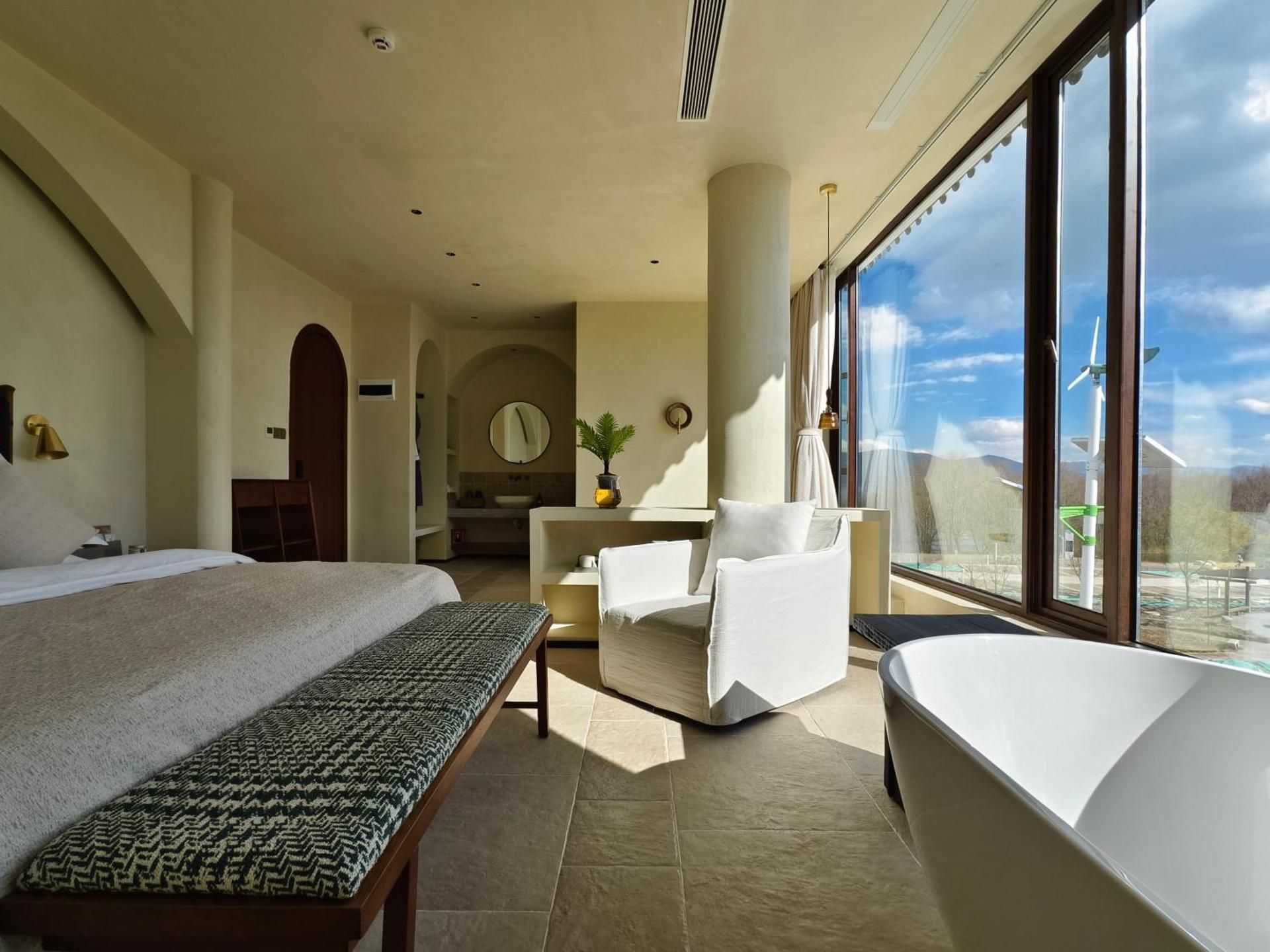 Deluxe Double Room with Bath