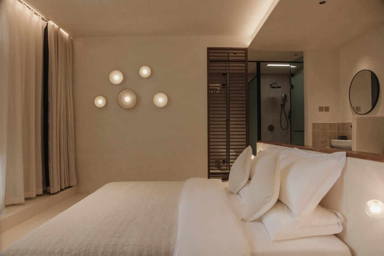 Mountain View Queen Room