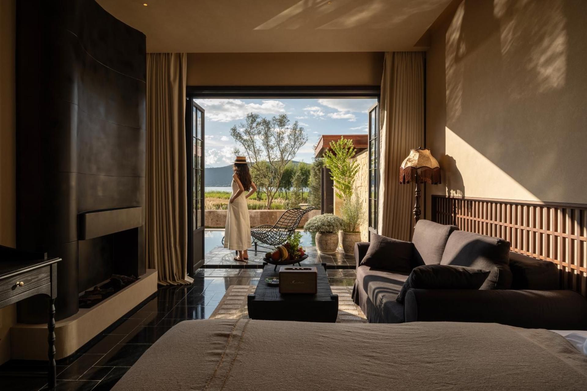 Deluxe Twin Room with Sea View