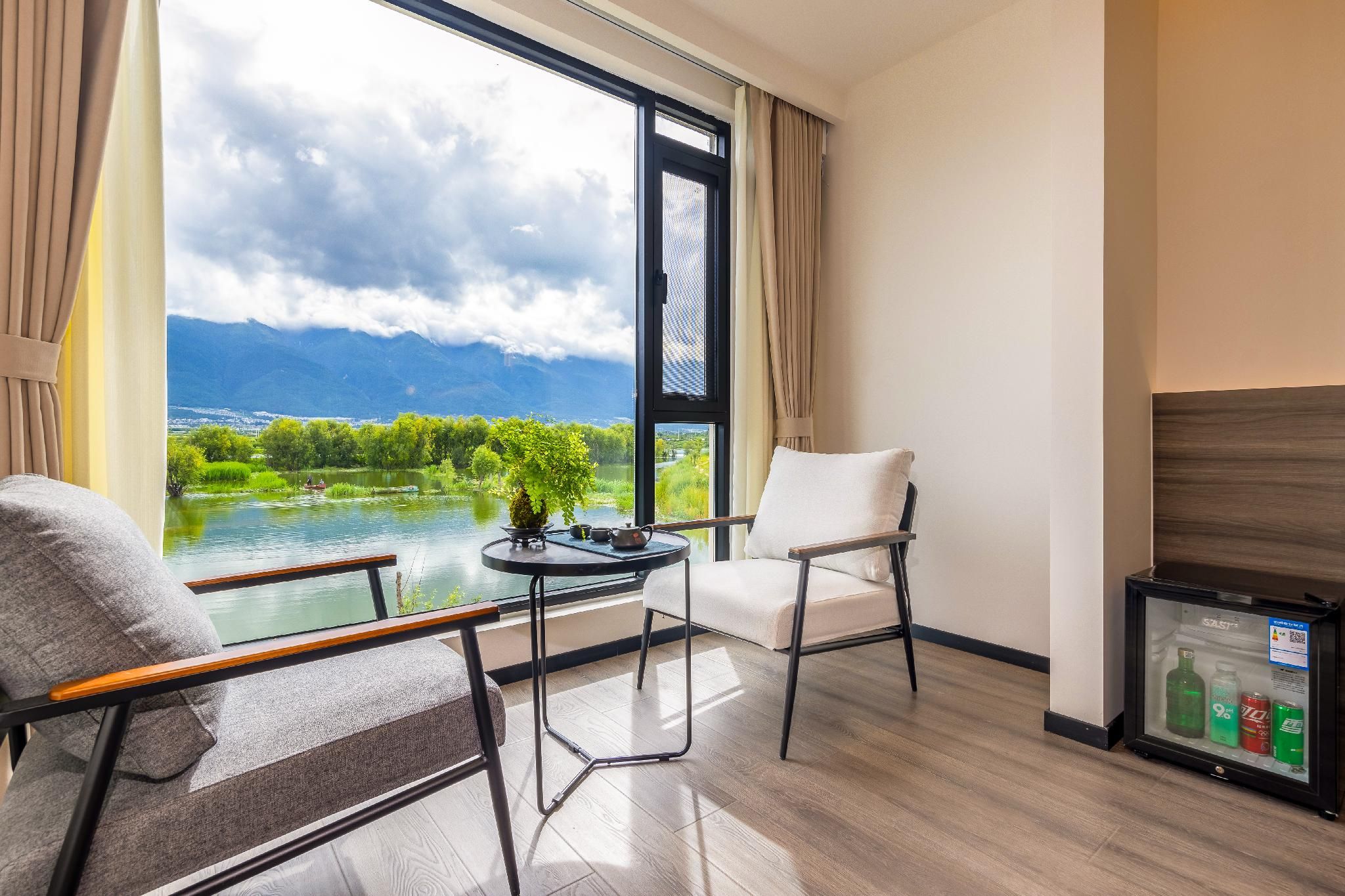 Floral Hotel Jinxi Shanhujv Homestay Dali ALULA 08 3