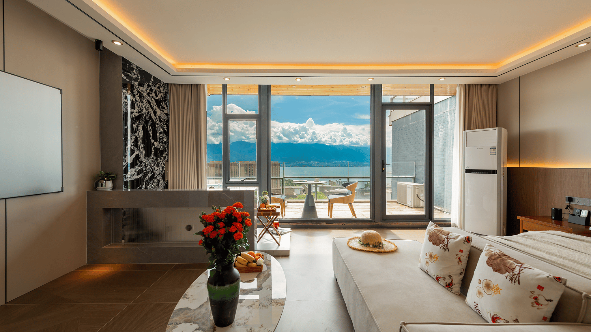 Premier Sea View