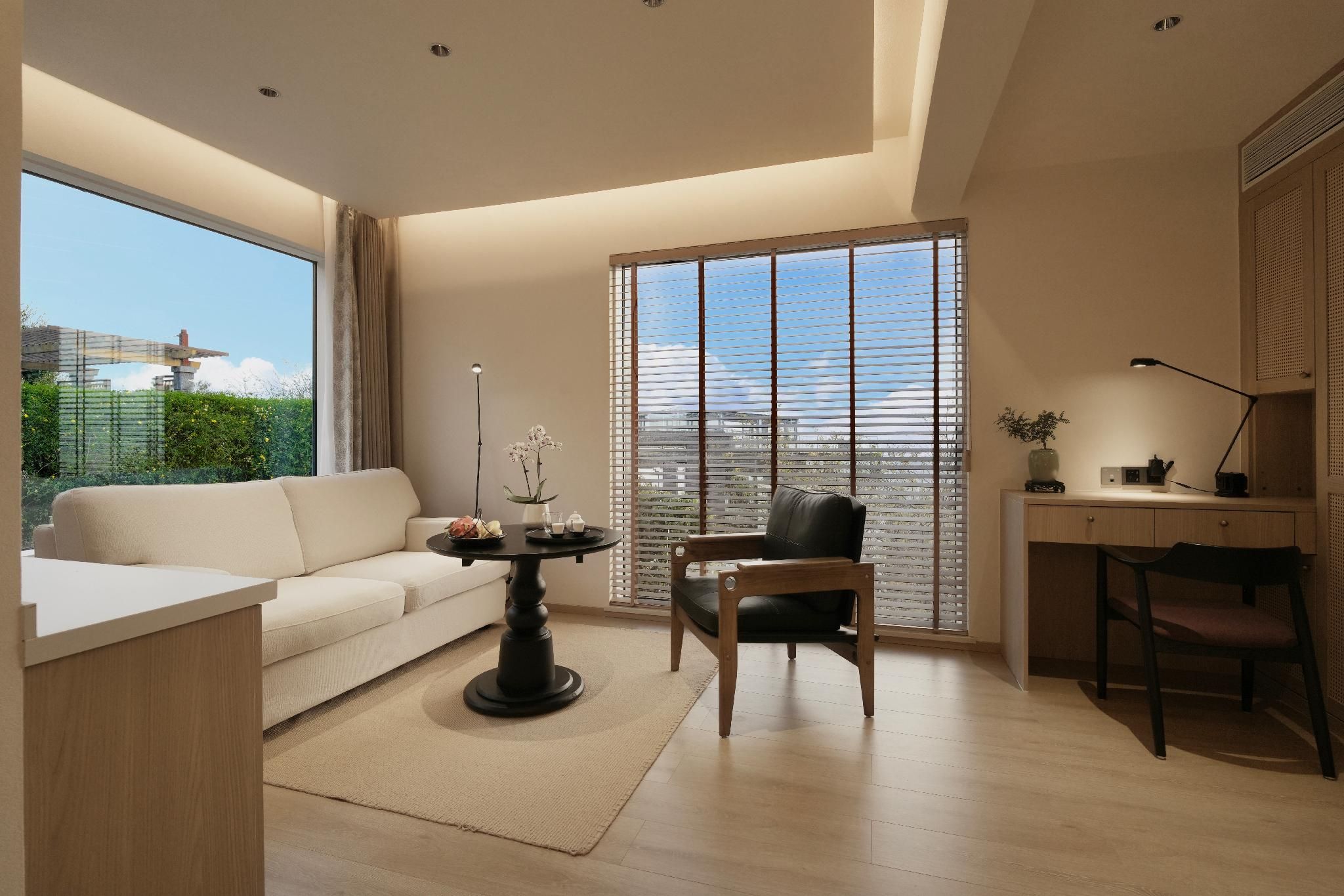 Superior Tree Gaze Room