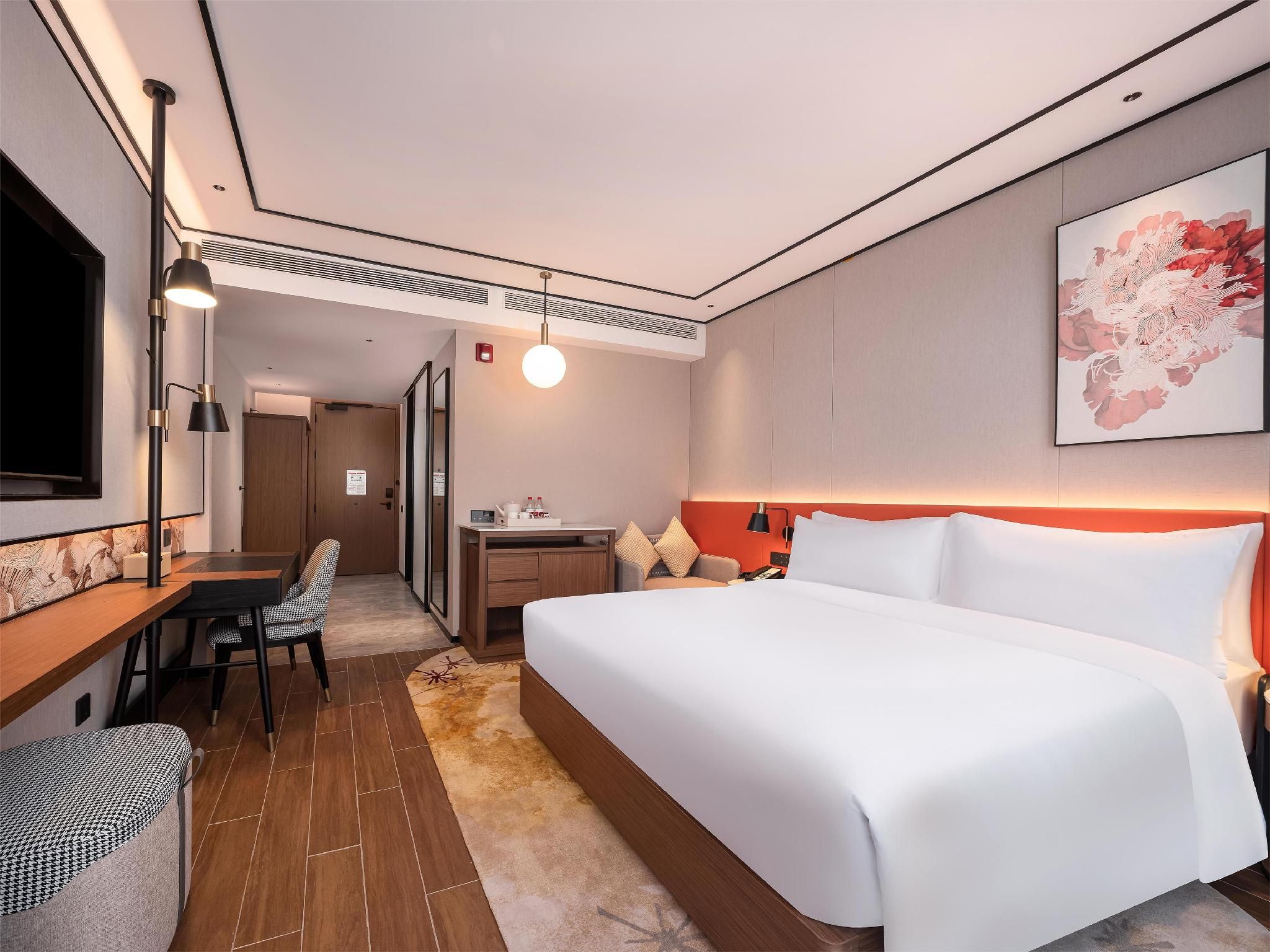 King Accessible Room
