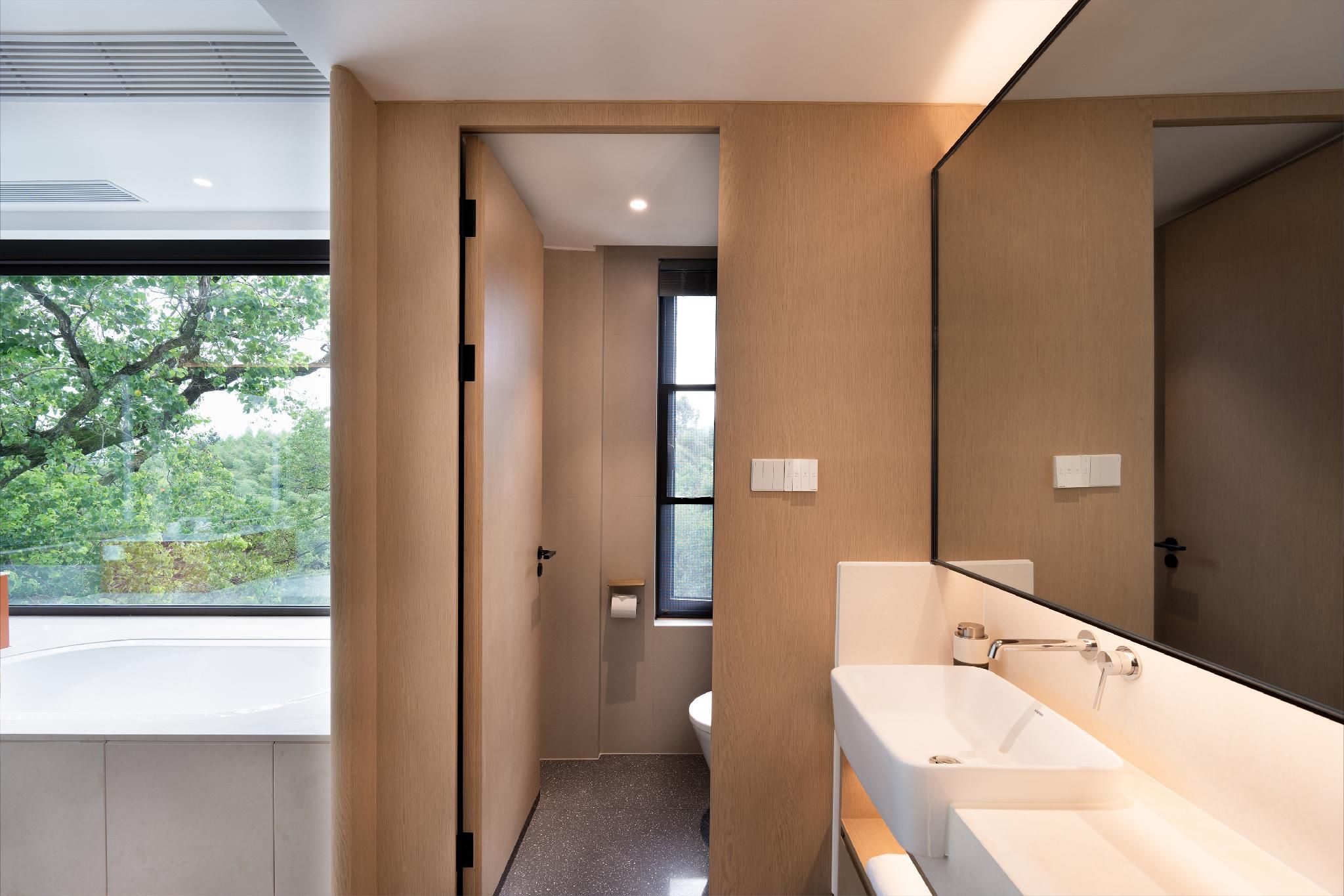 Hongcun Wushiyouxian Tachuan Resort Hotel Deluxe Queen Combo 3