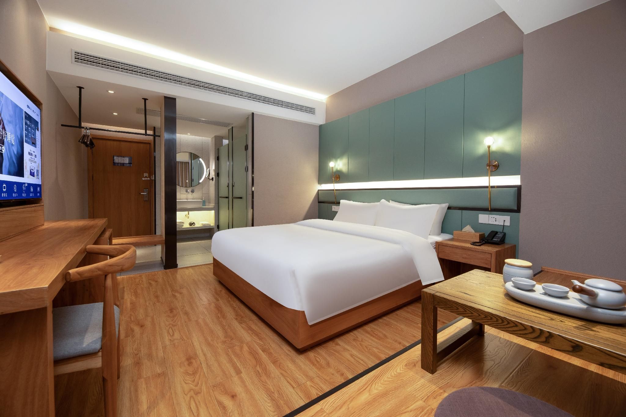 Huazhu - Superior BedRoom