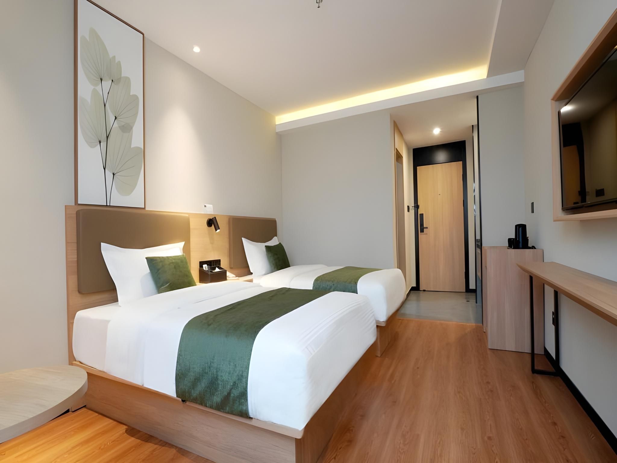 2 Bed Twin Superior Room