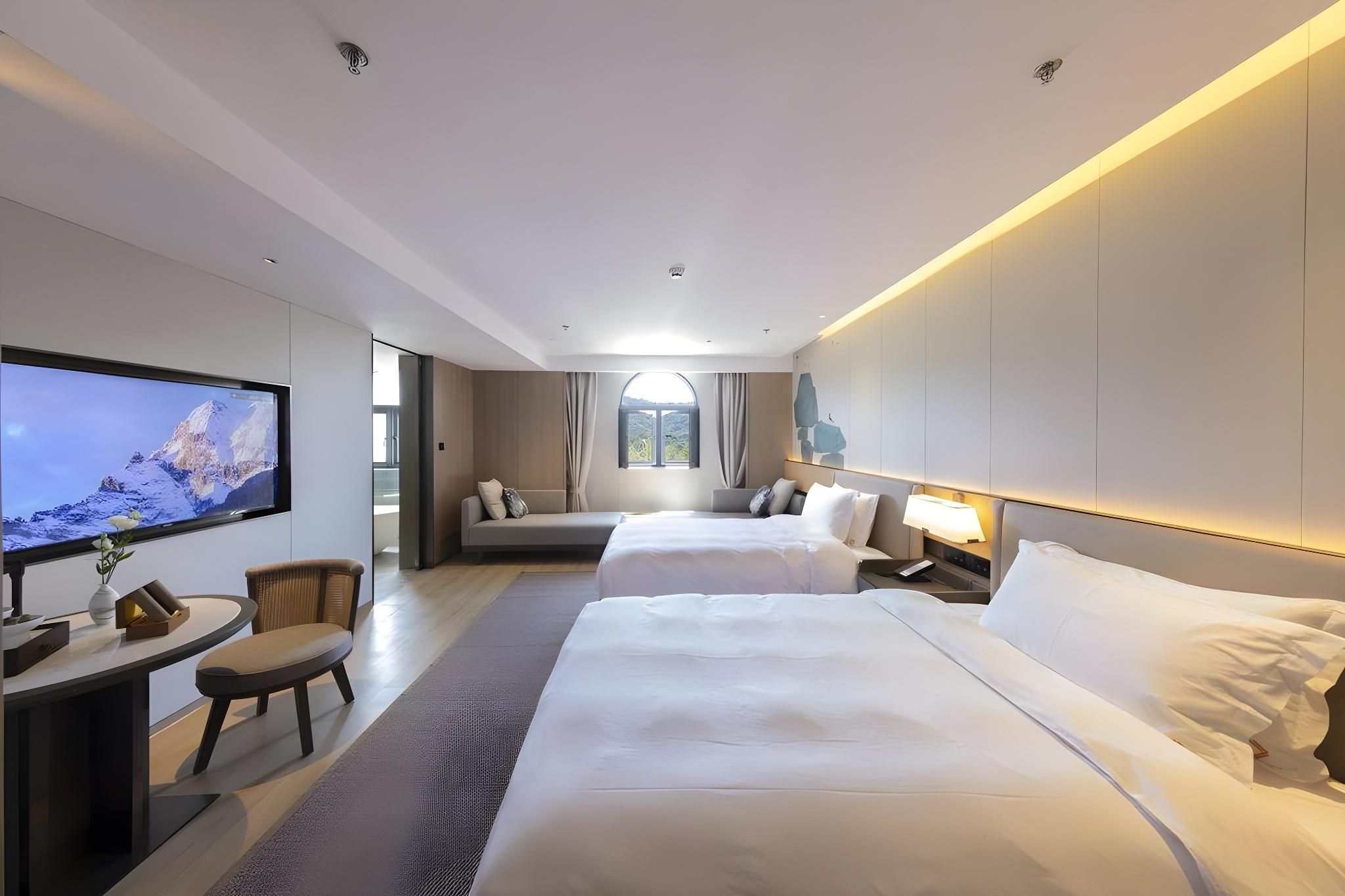 Deluxe Panoramic Twin Room