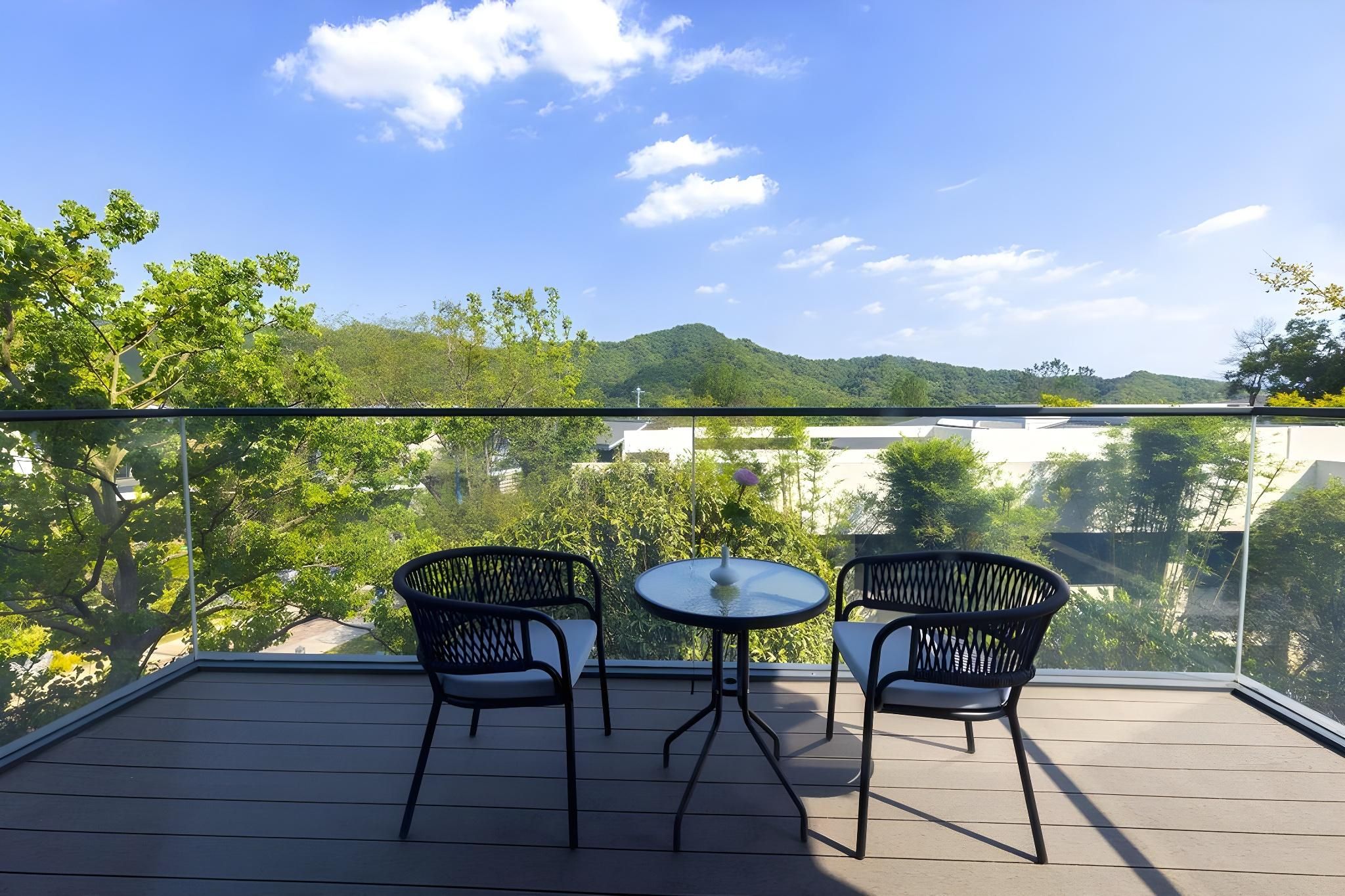 Panoramic Suite