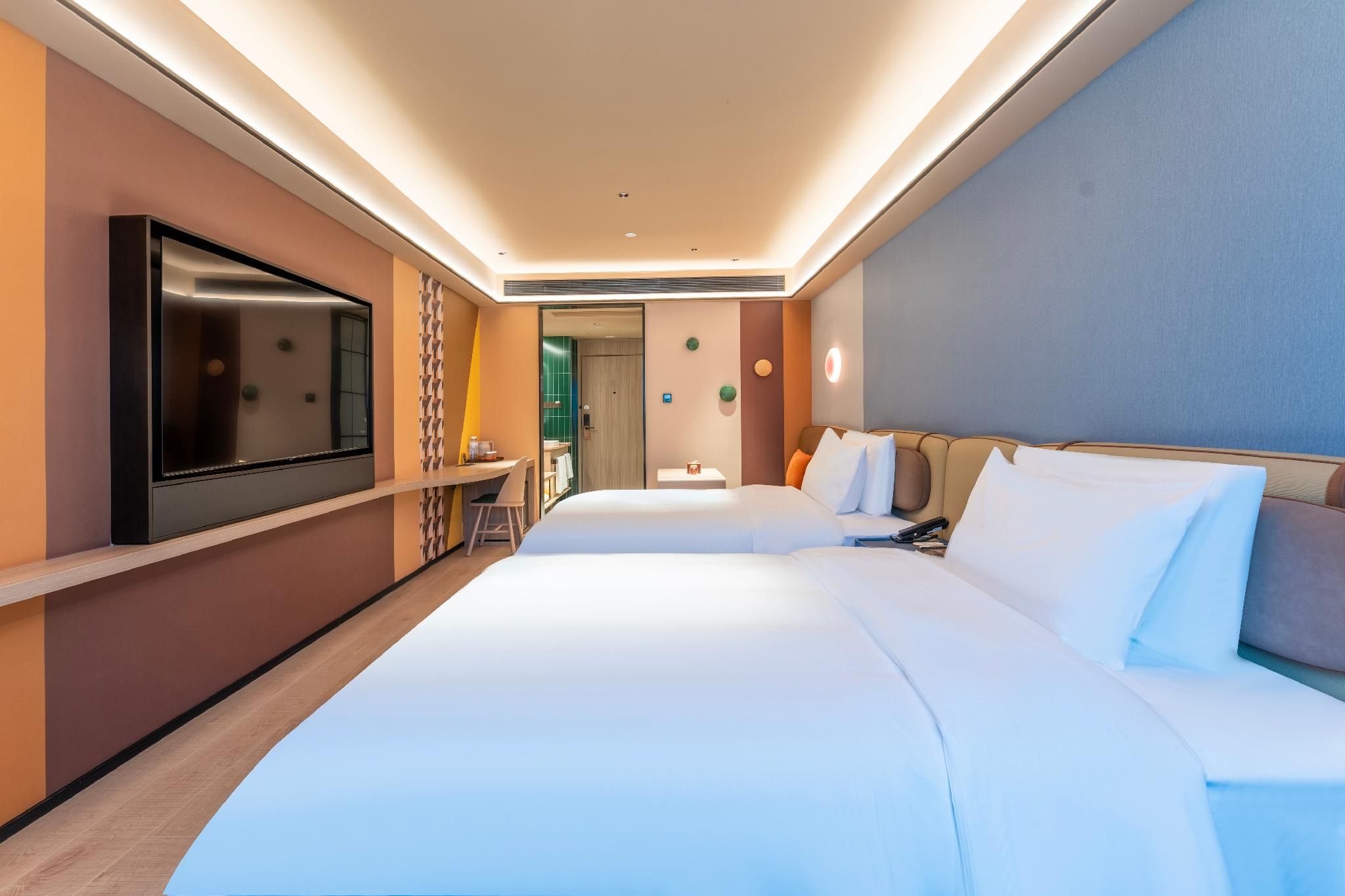California Sunshine Superior Twin Room