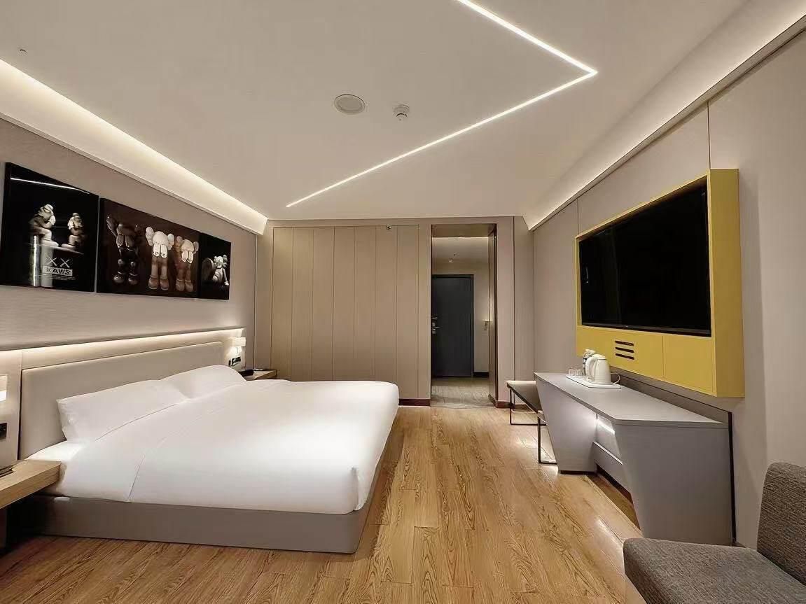 7 Days - New 1 Bed Room