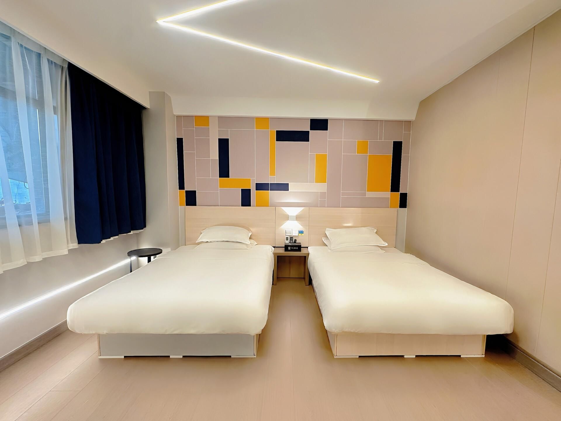 7 Days - New Twin Room