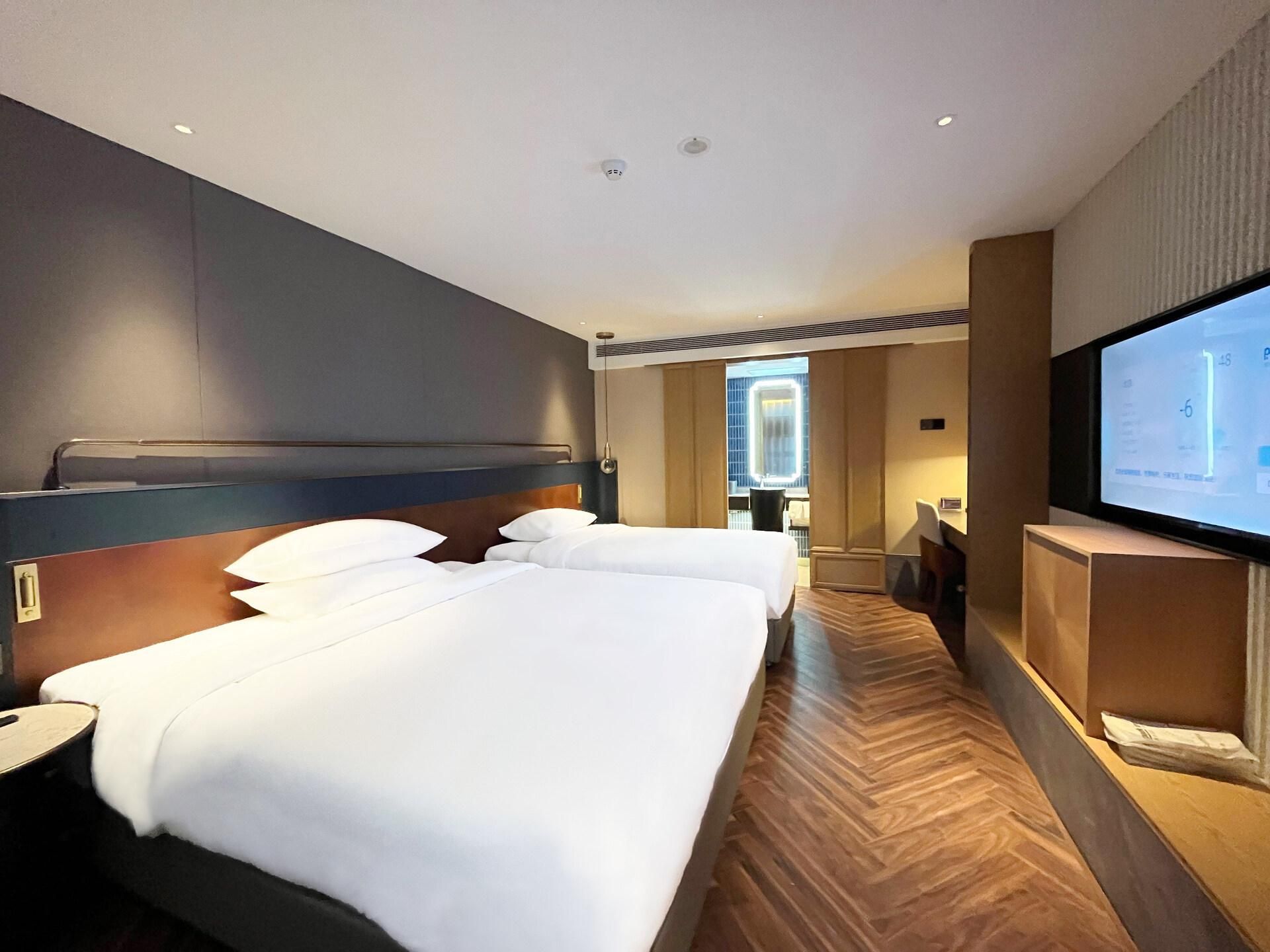 WH - Chess 1 Bed Room