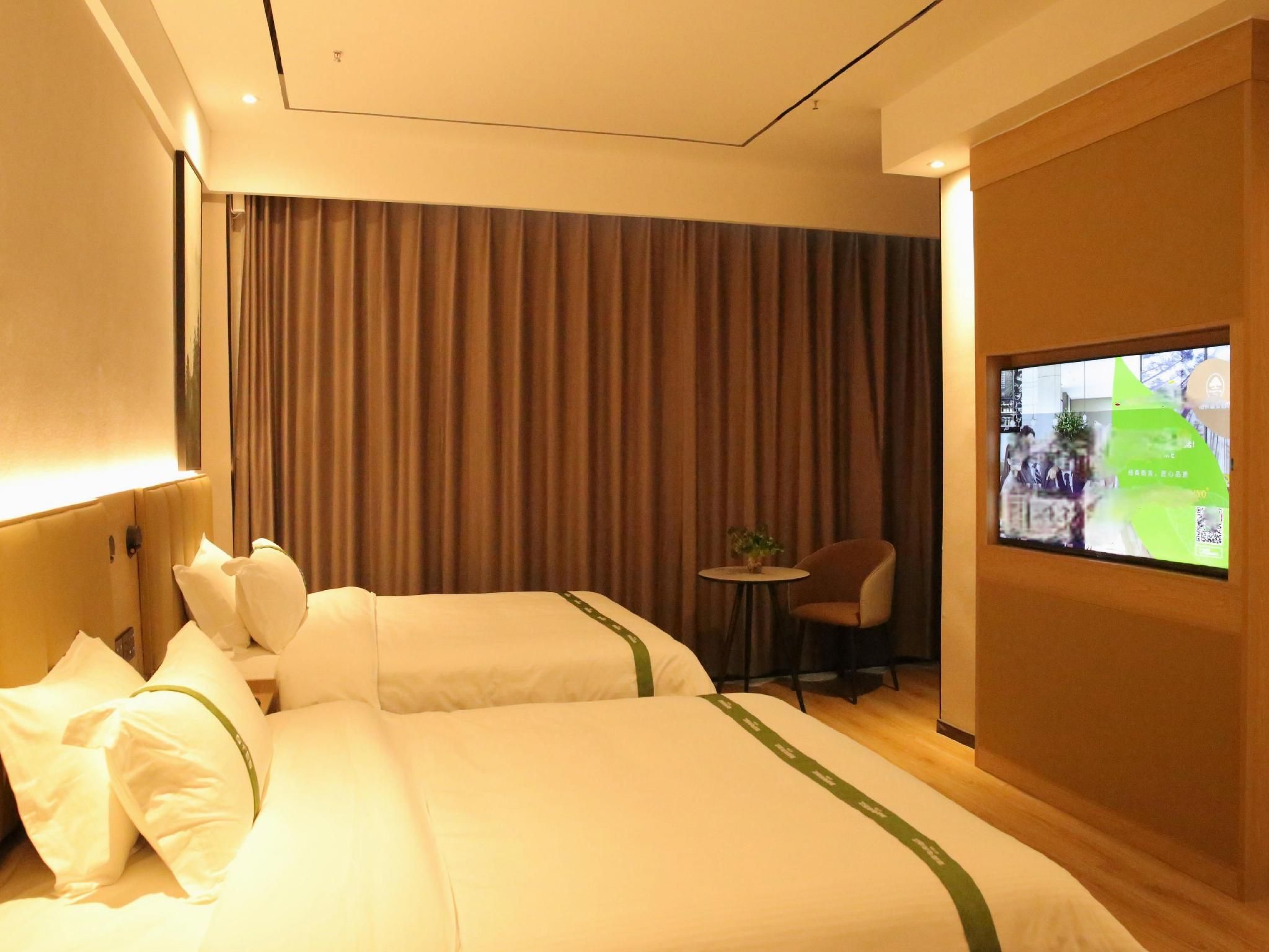 Twin Deluxe Room