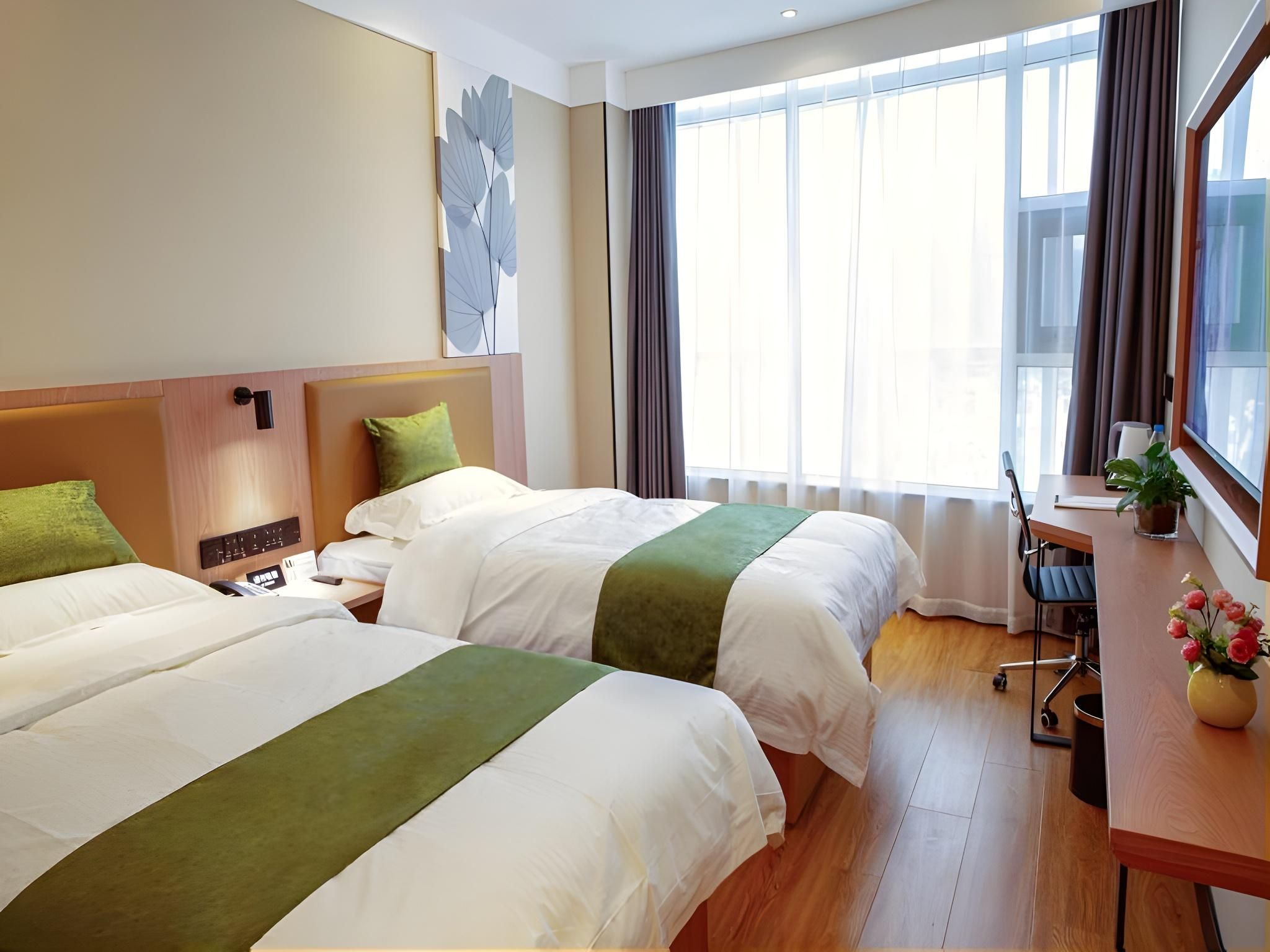 Twin Business Room