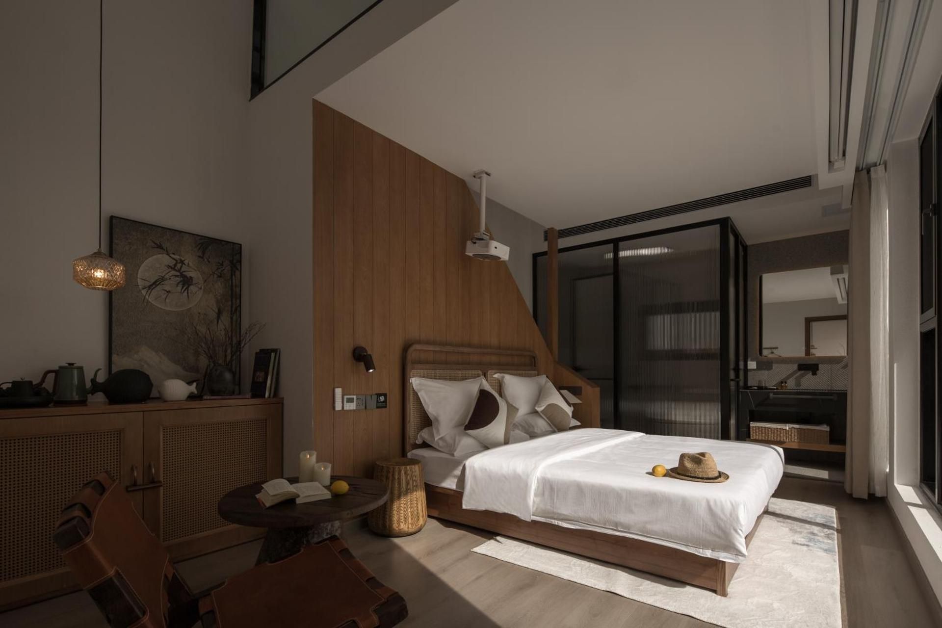 Superior Deluxe Double or Twin Room 