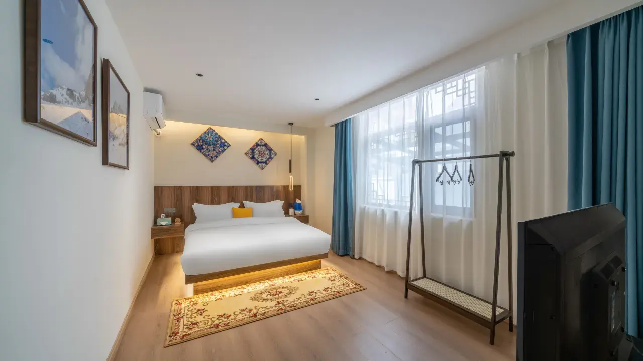 Premier Plus Suite