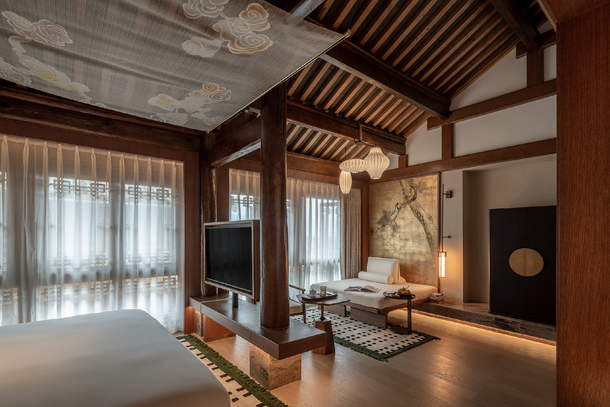 Huazhu - Deluxe Bed Room