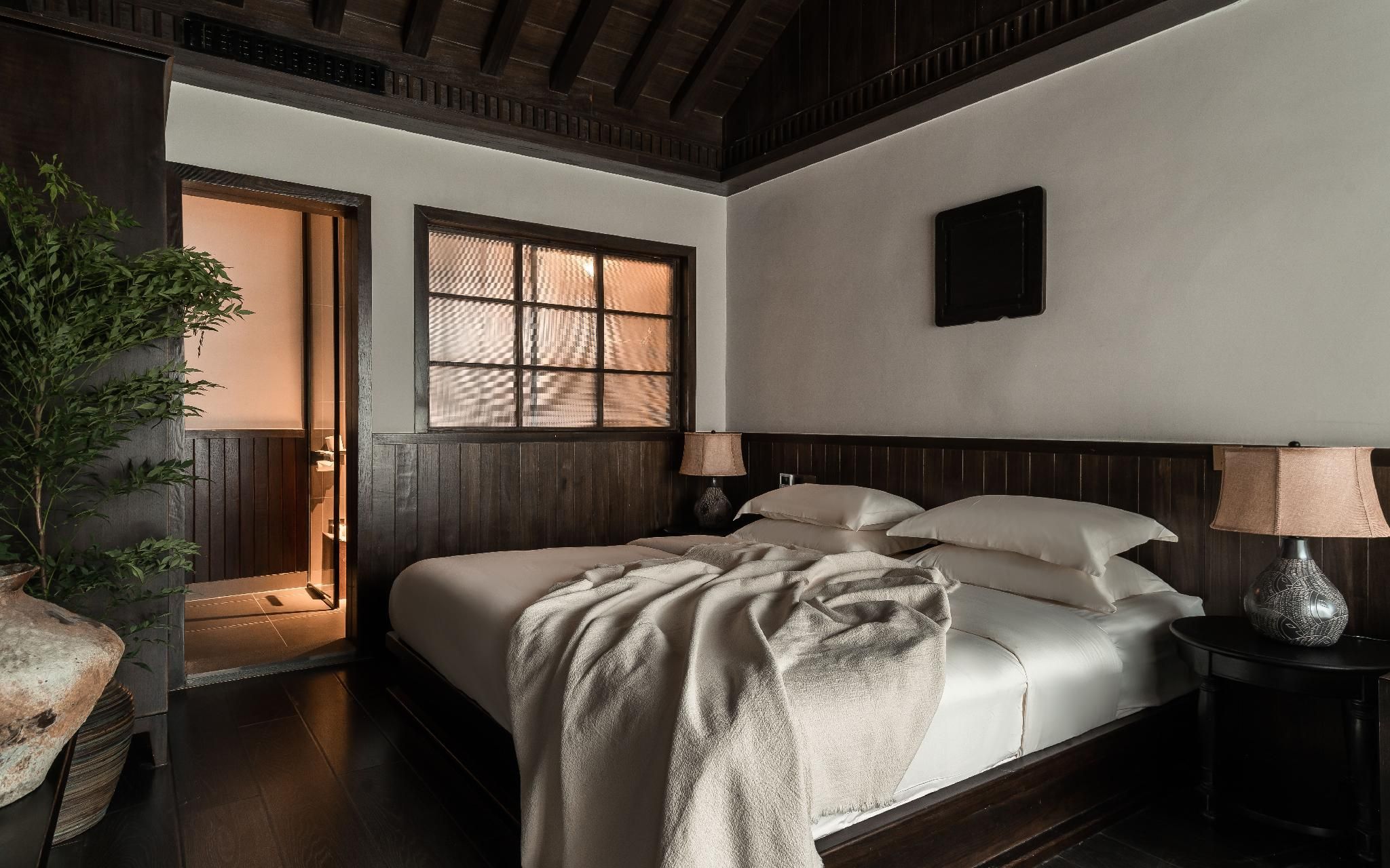 Pretty Type Room - Non-Smoking