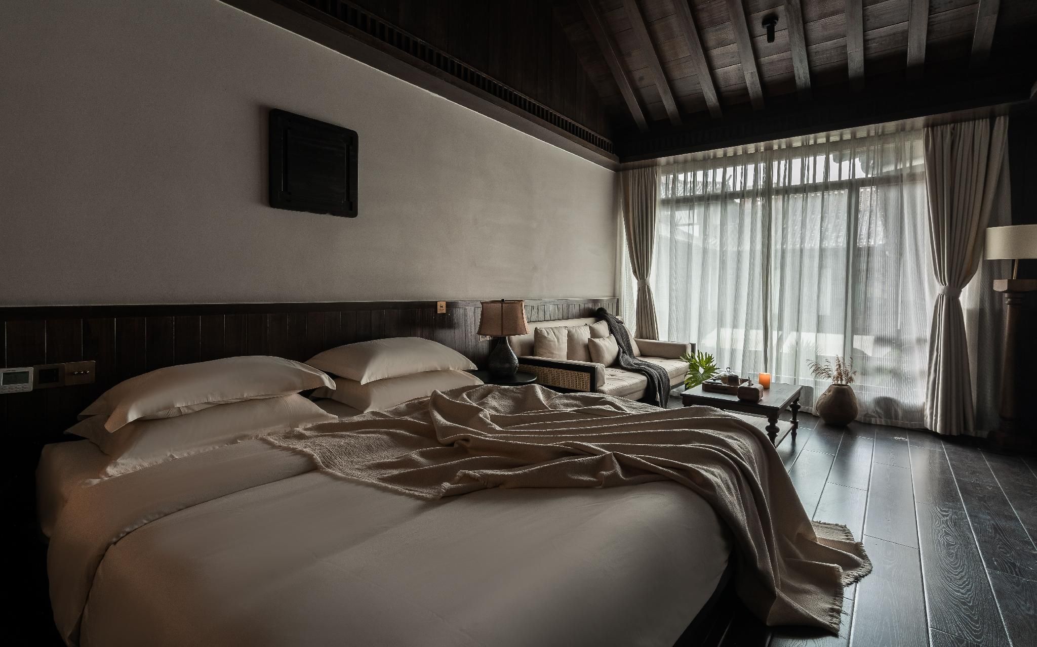 Pretty Type Room - Non-Smoking
