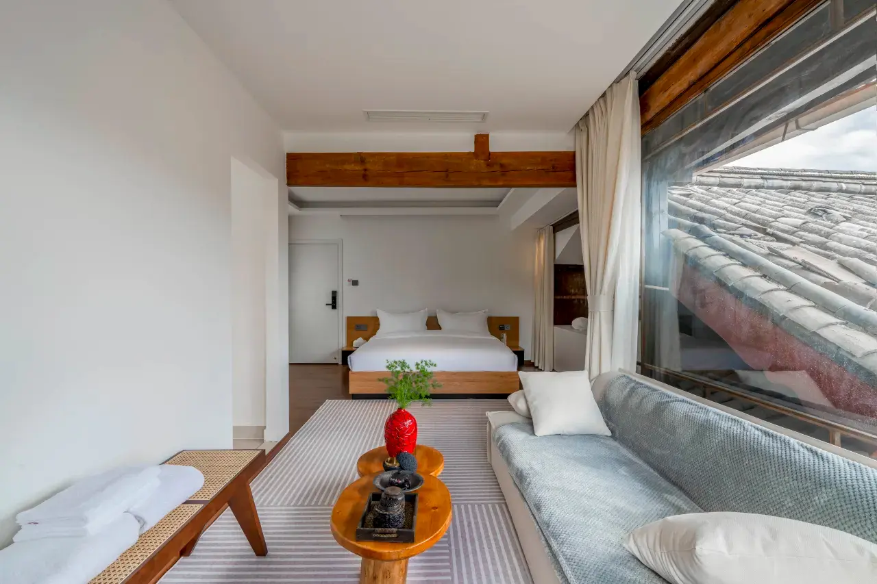 Garden View King Room with Terrace