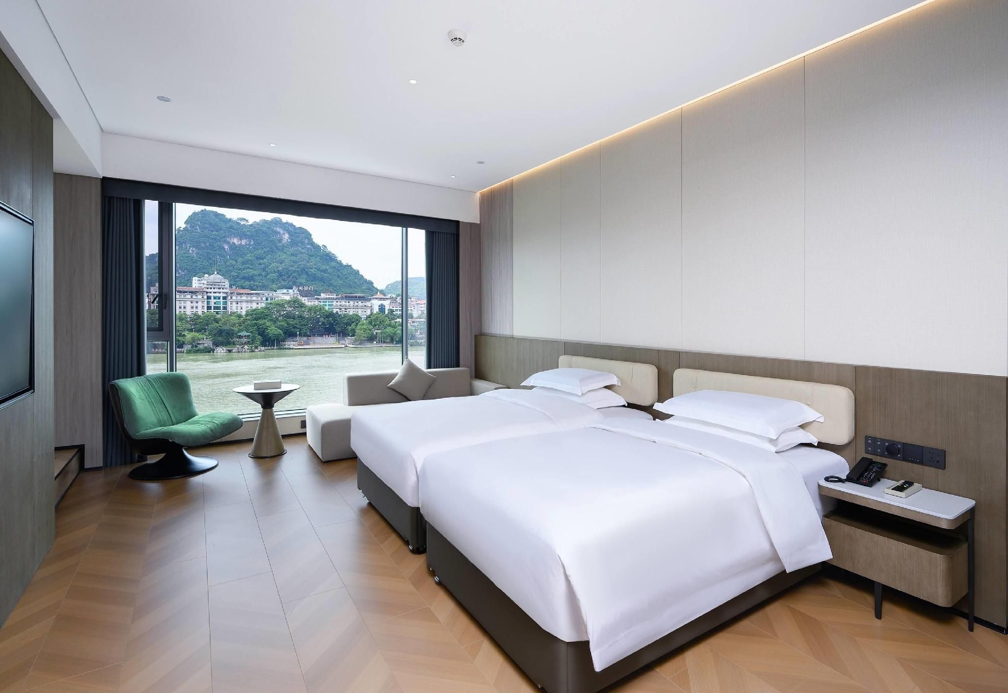2 Single Beds, Deluxe River View Room