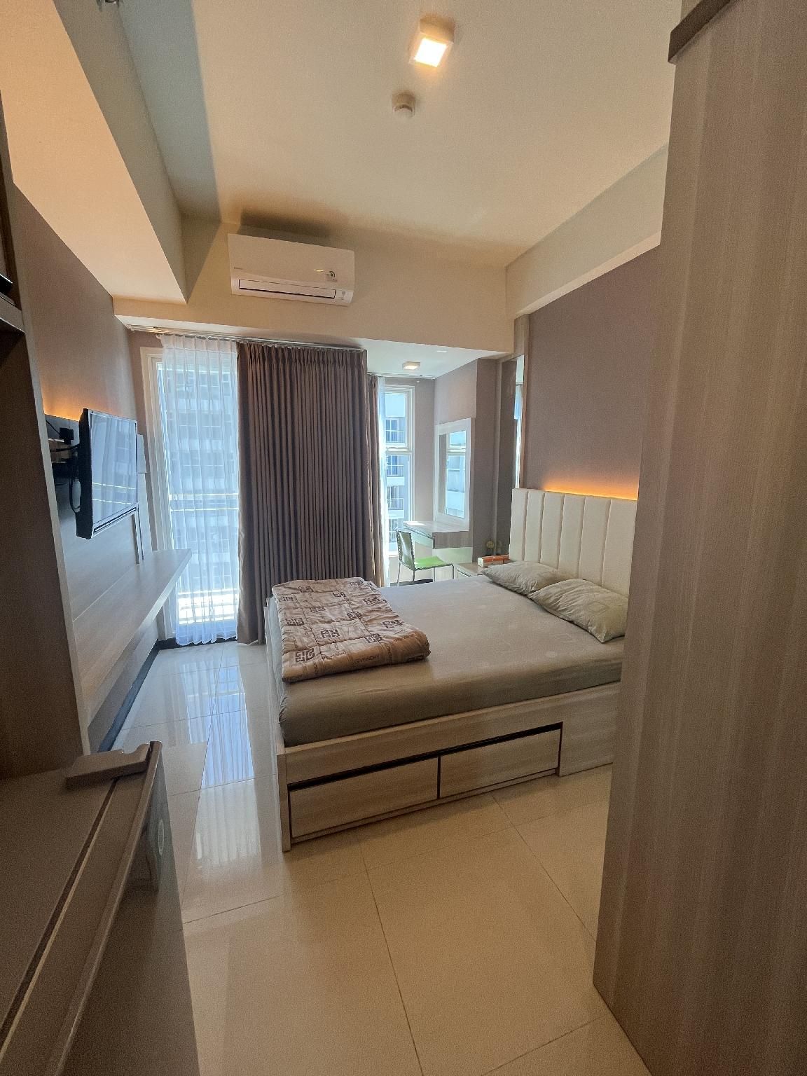 Room 1