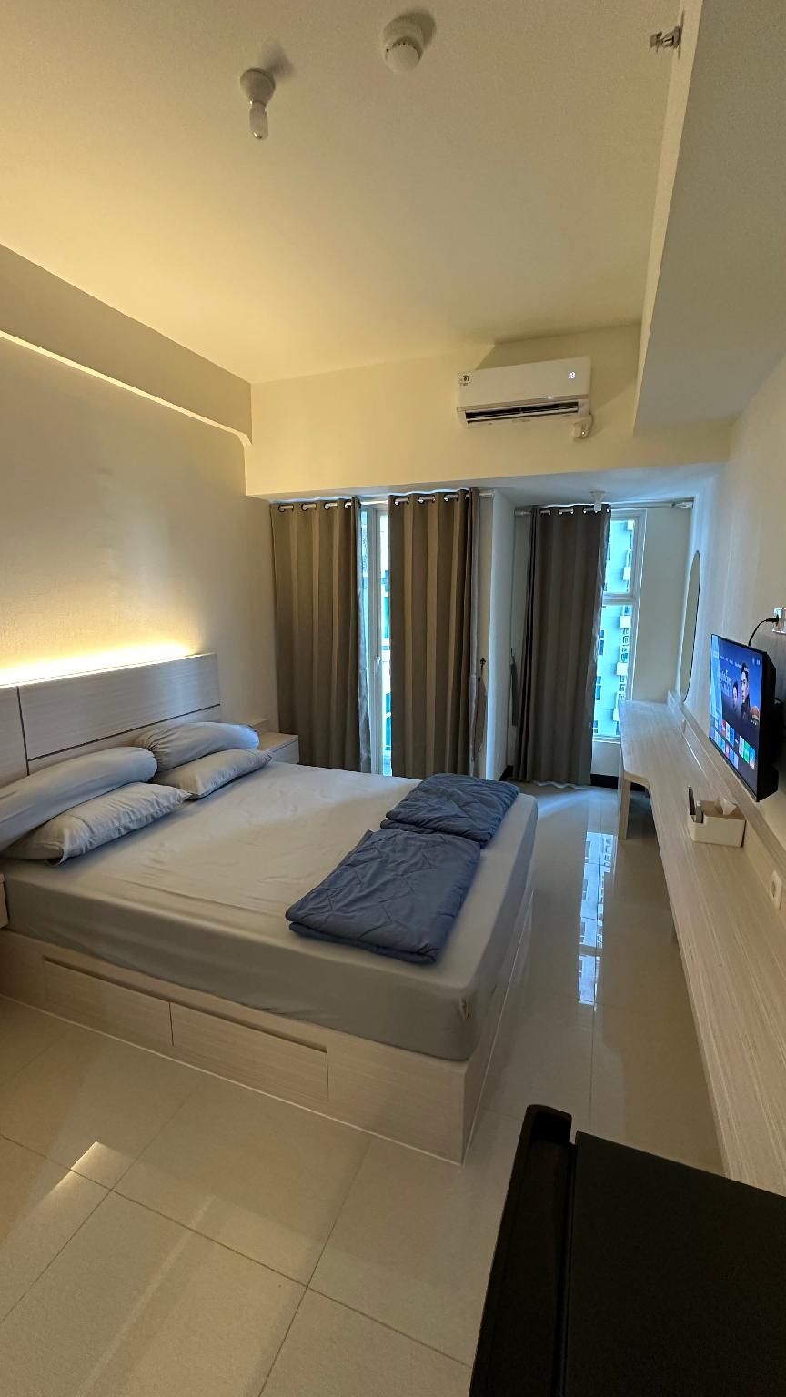 Room 5