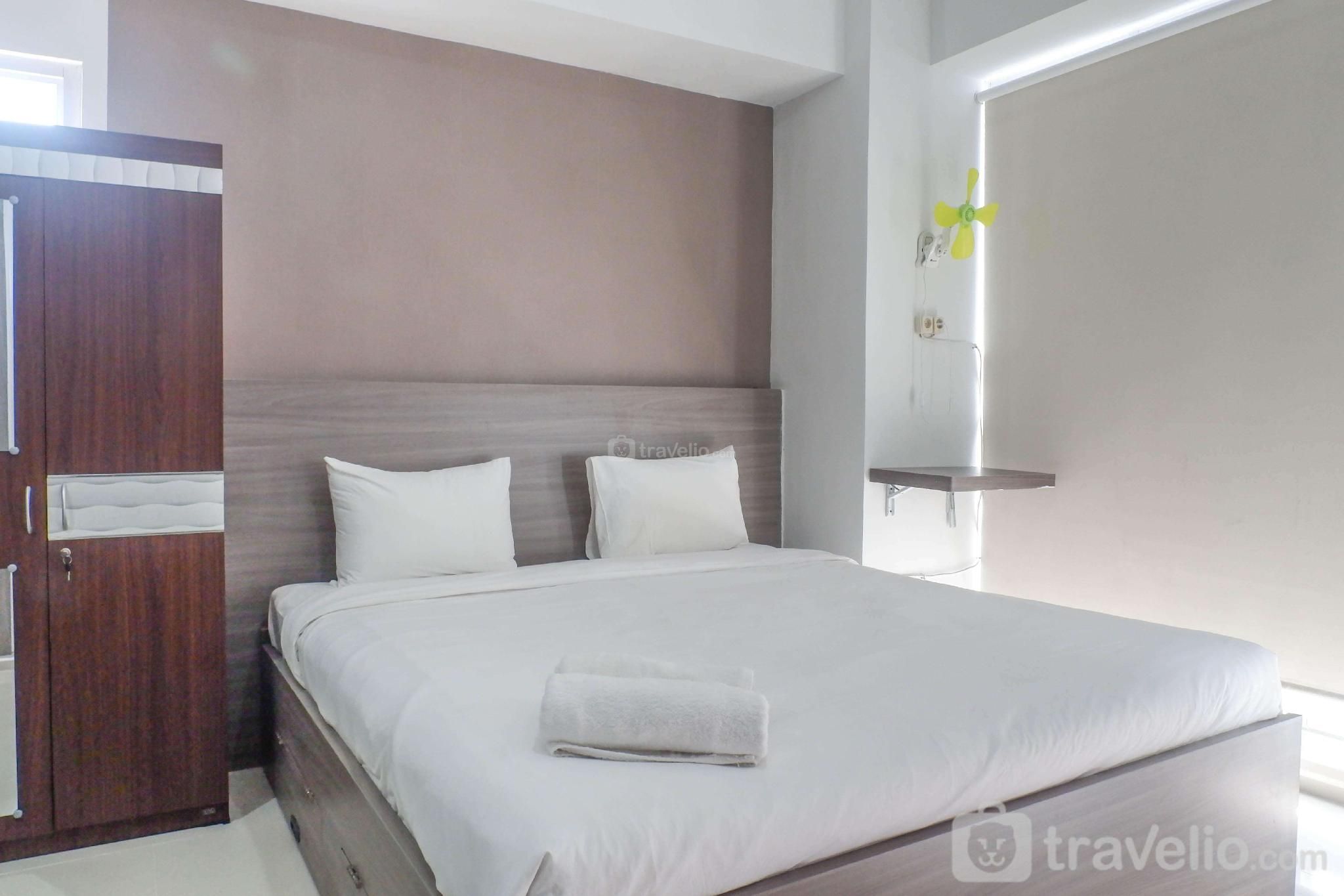 Minimalist Modern Studio Taman Melati By Travelio