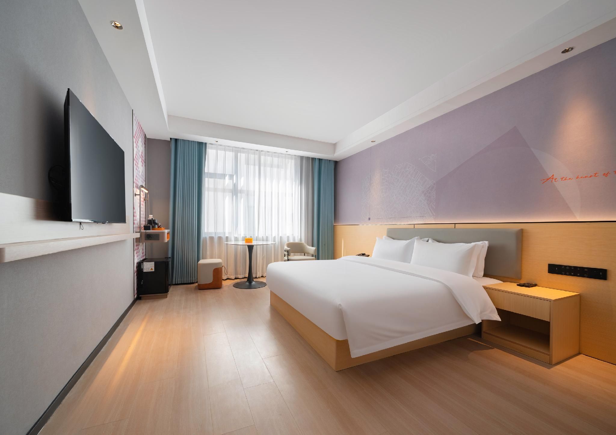Deluxe Queen Queen Room