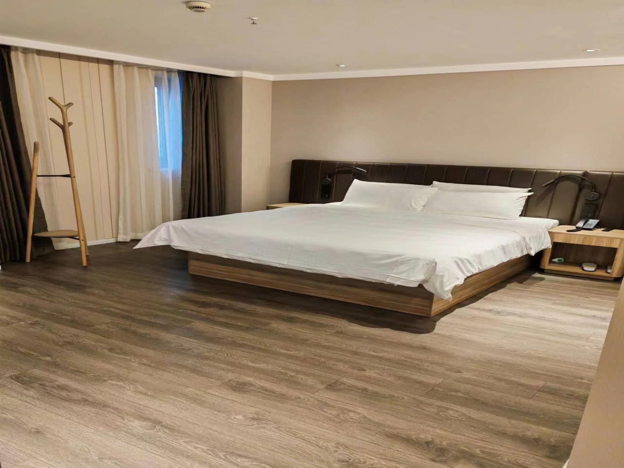 Huazhu - Business Bed Room