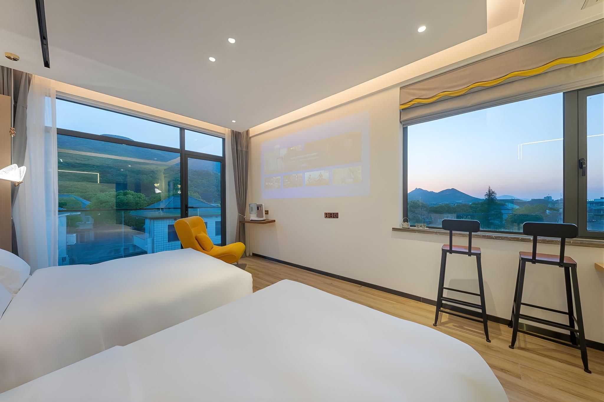 Family Triple Room for 3 People - Non-Smoking