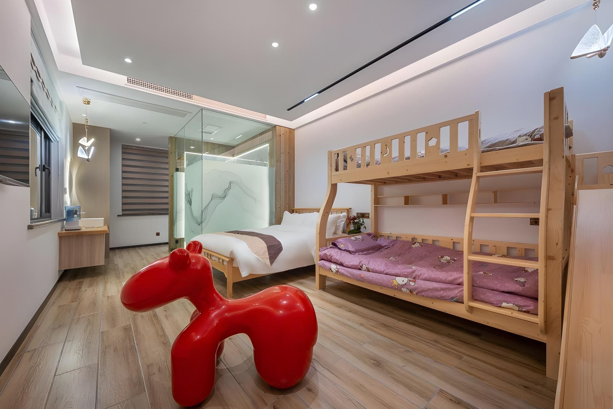 Main Wing Family Triple Room - Non-Smoking