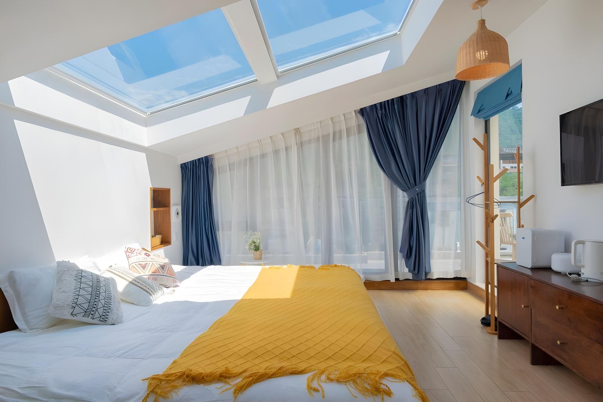 Tatami Queen Room