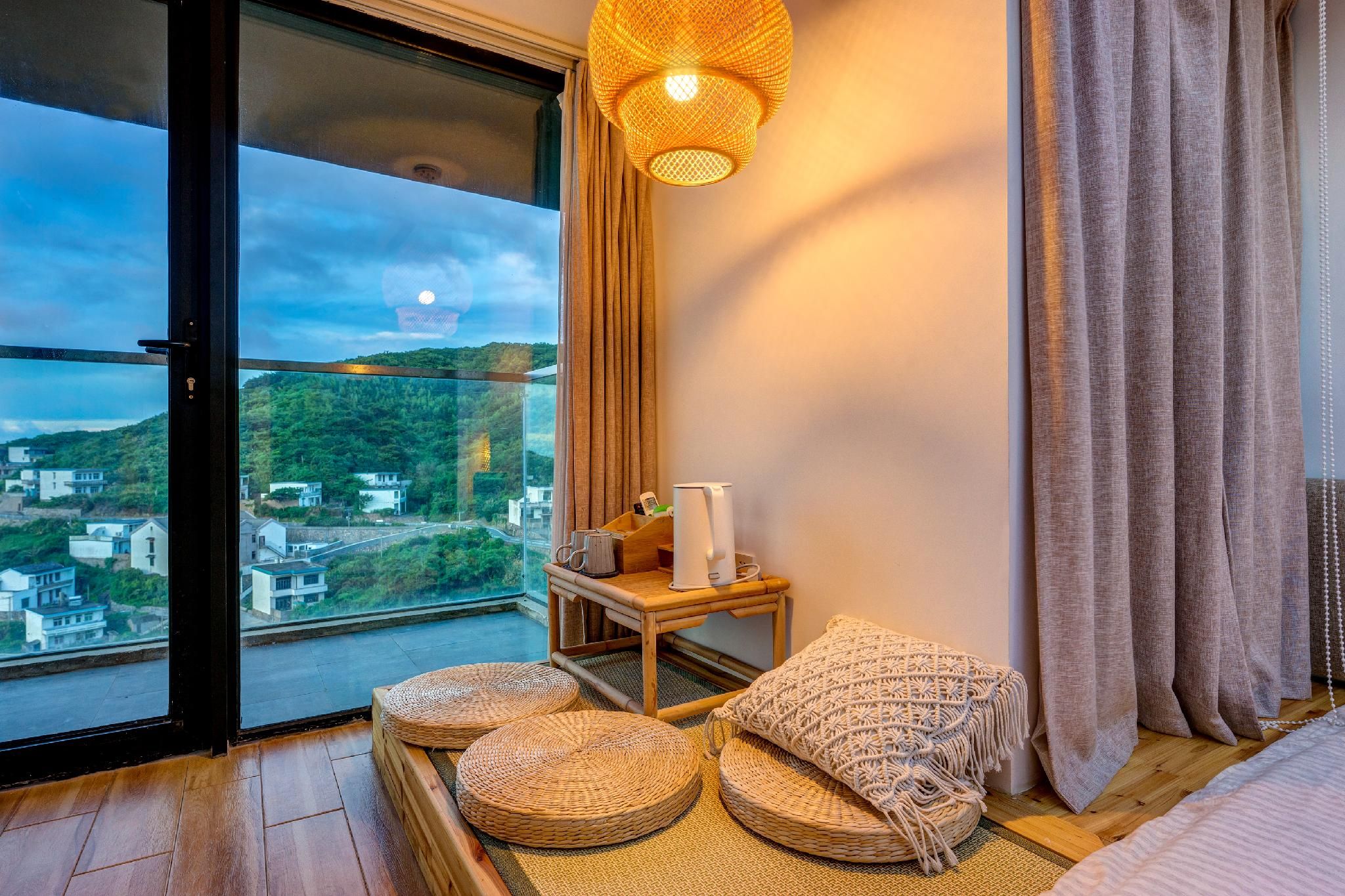 Tatami Room