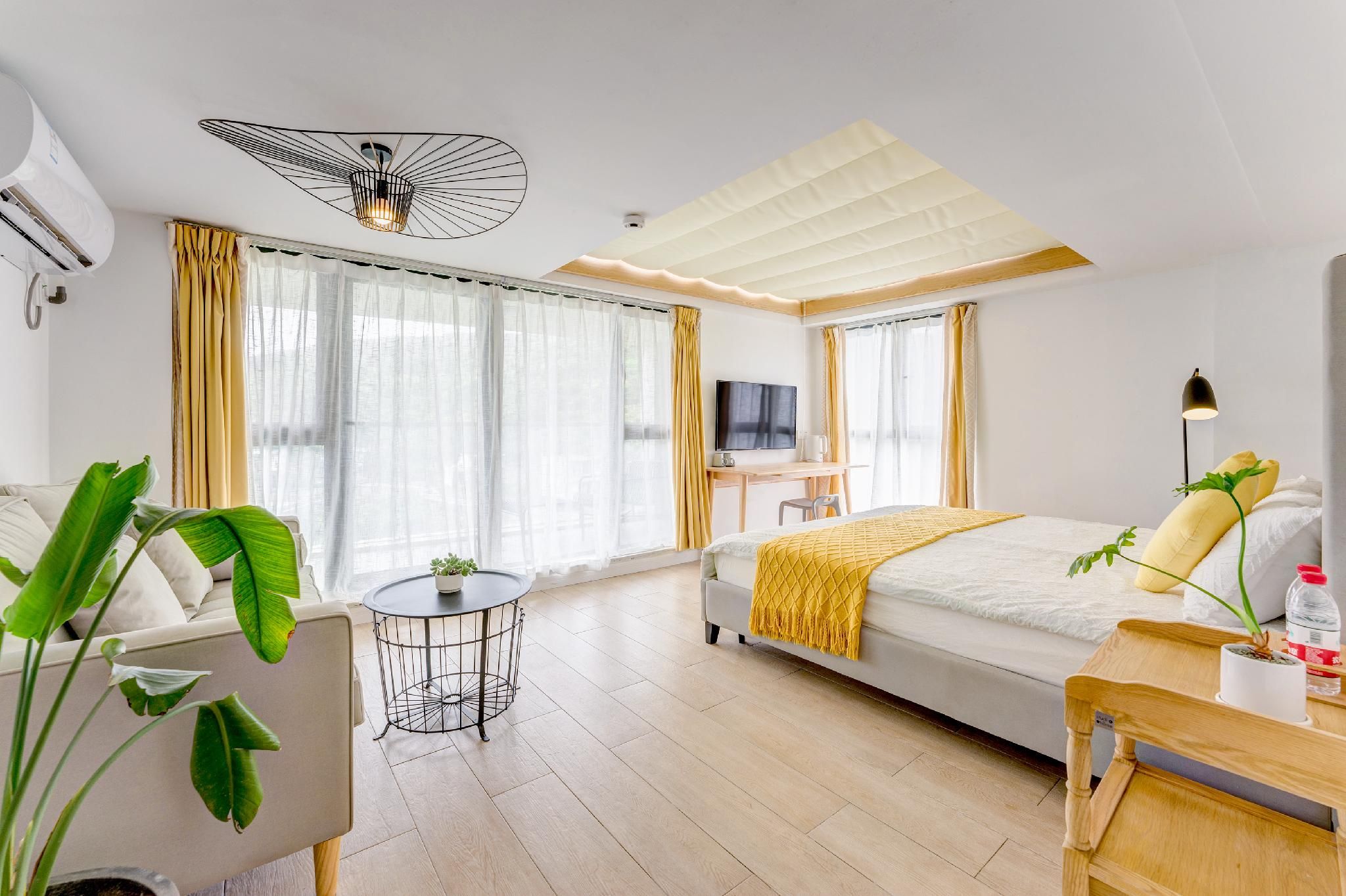 Starry Room for 2 People - Non-Smoking