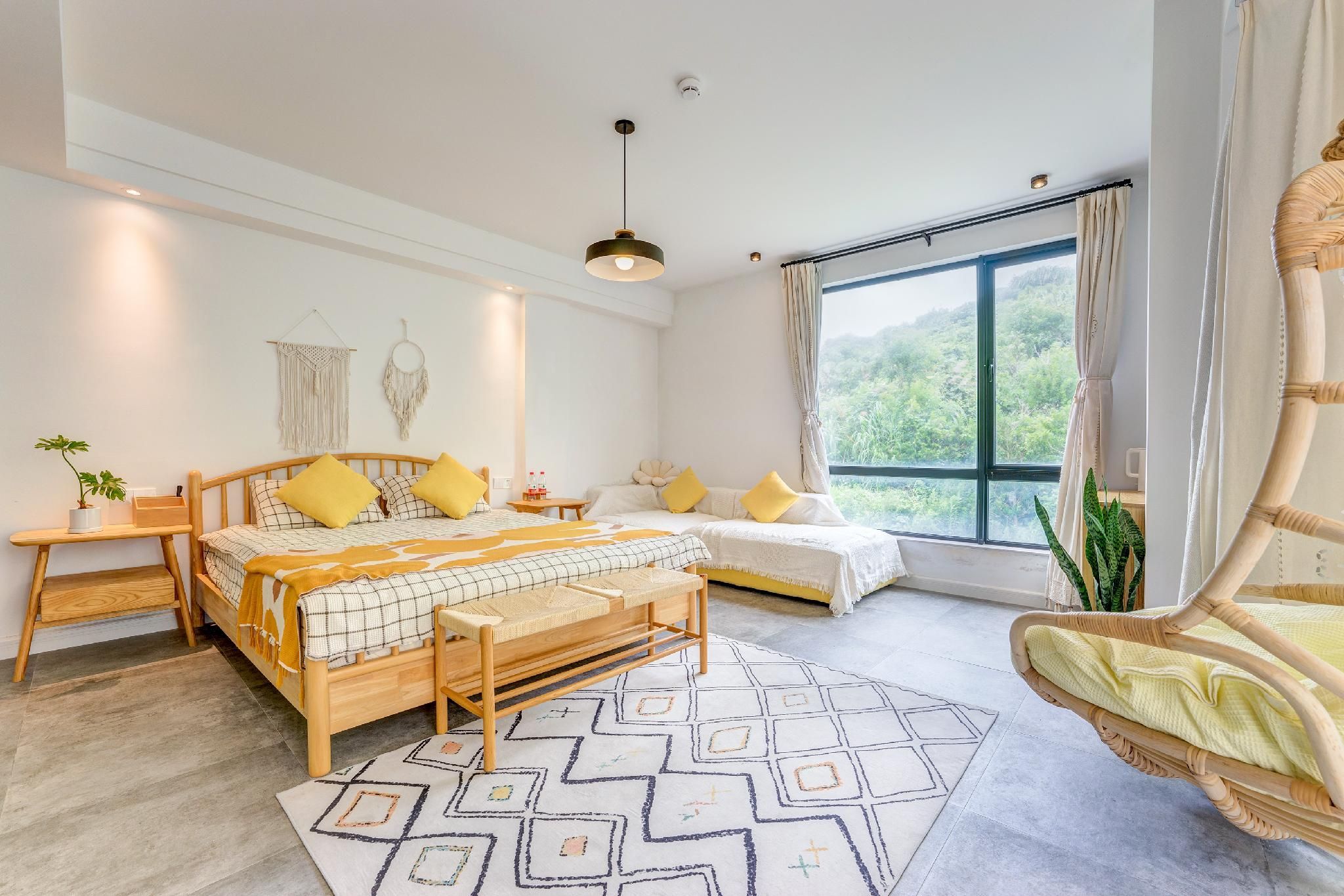 Ocean View Familie Suite with 1 Double Bed and 1 Single Bed