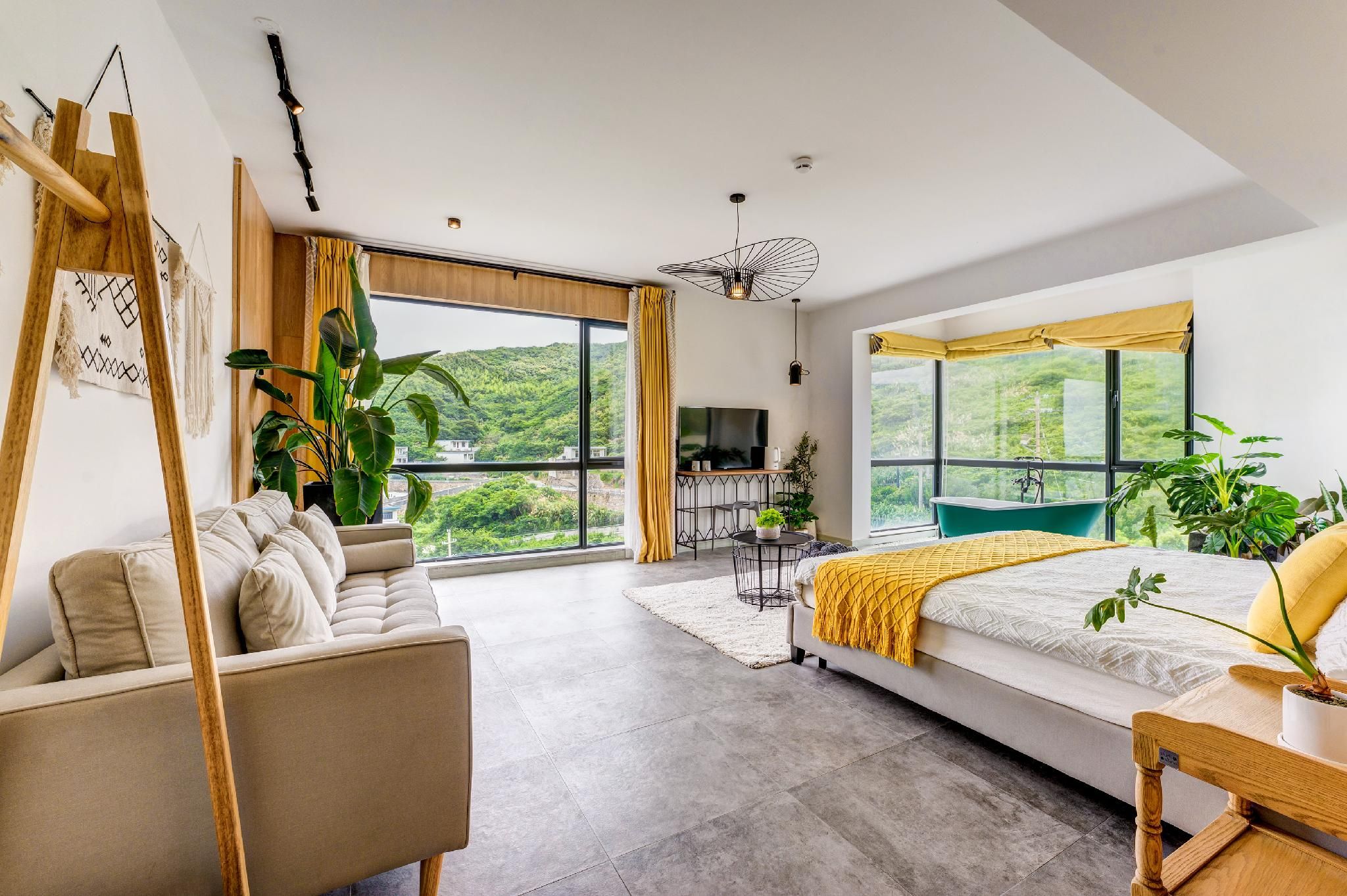 K Building - Sea View Tub Double Bedroom K102