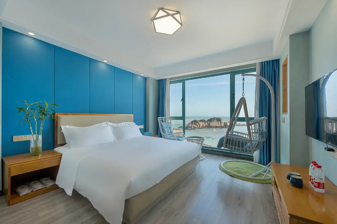 Queen Suite
