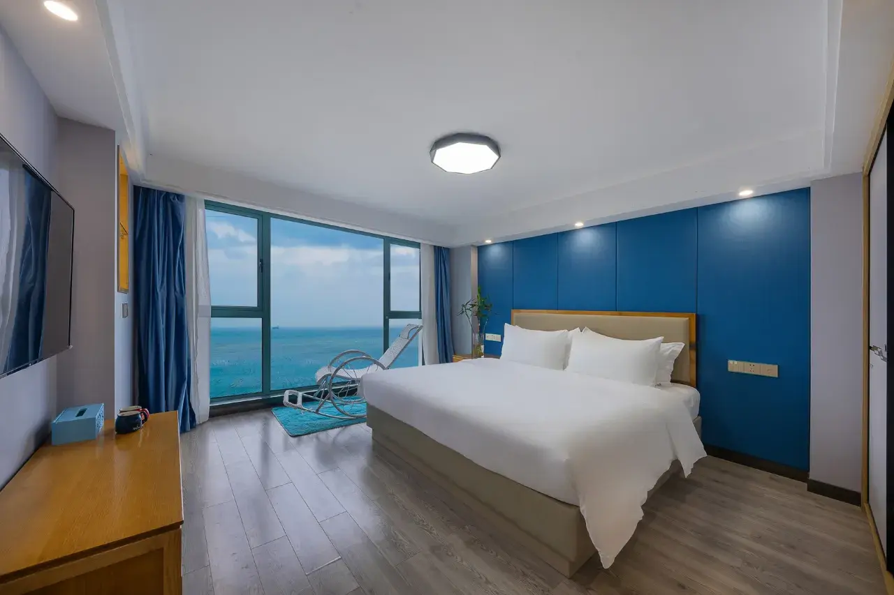 King Suite with Sofa Bed