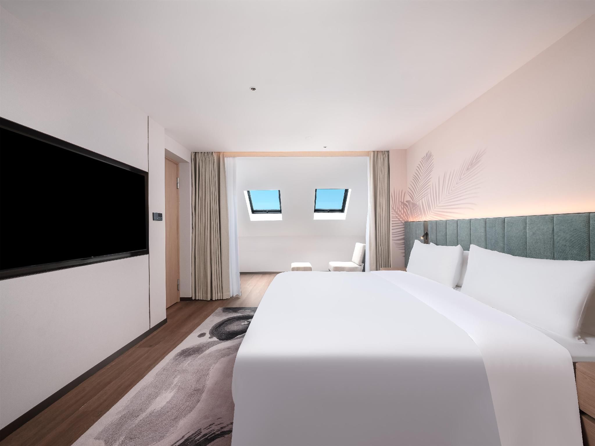 King Premium Suite with Sea View