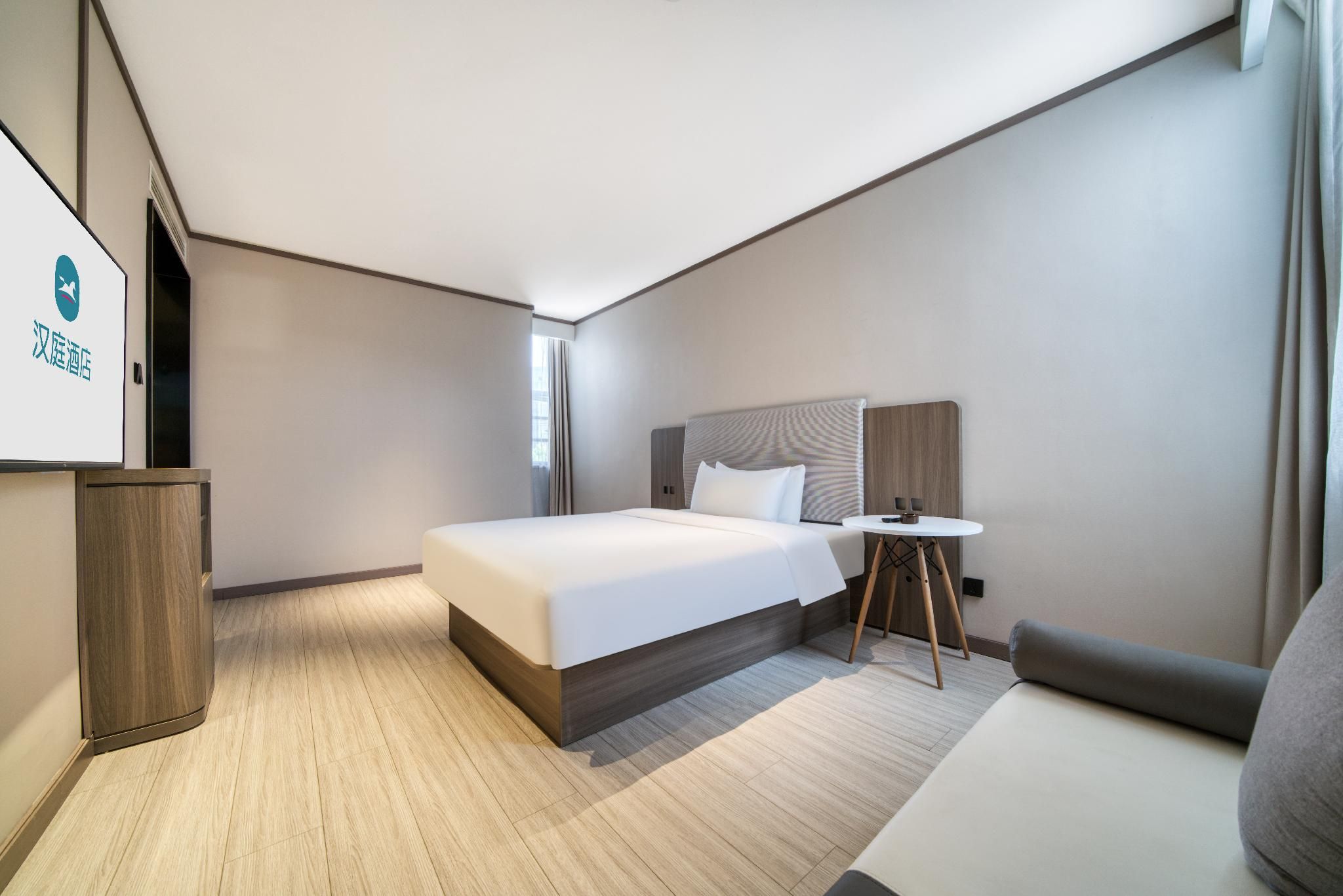 Deluxe Family Room, Guest room