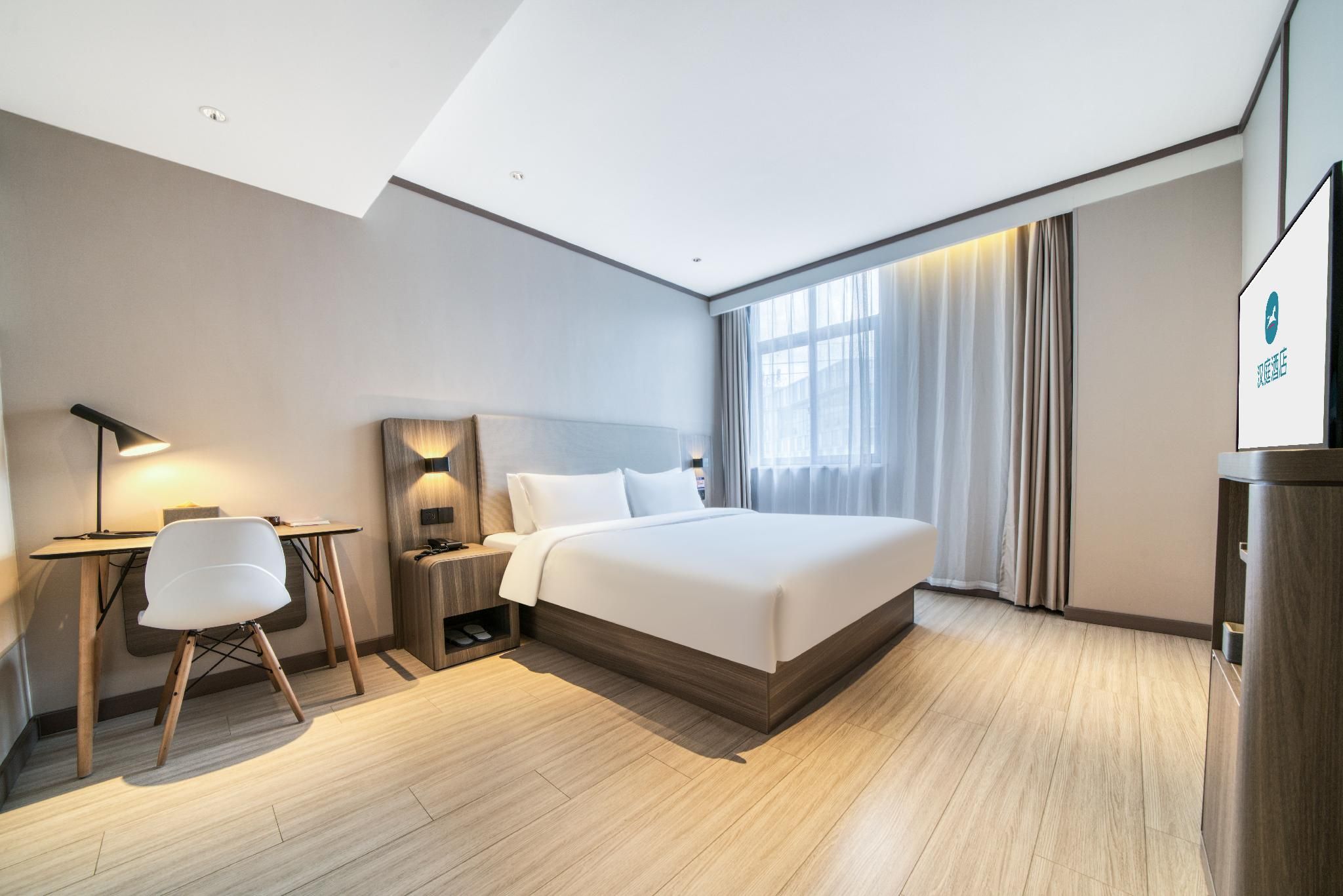 Deluxe Family Room, Guest room