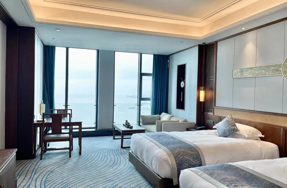 Club Executive Ocean View Twin