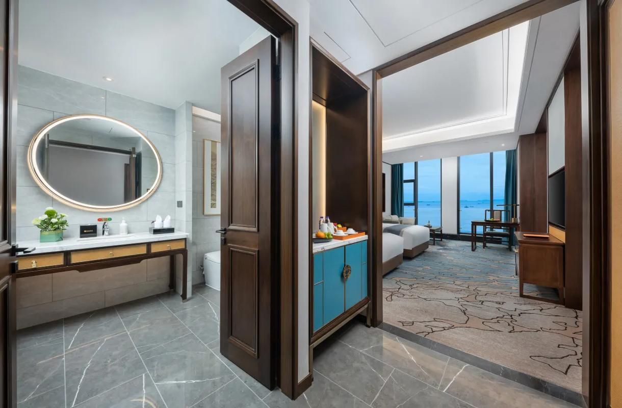 Club Executive Ocean View Twin