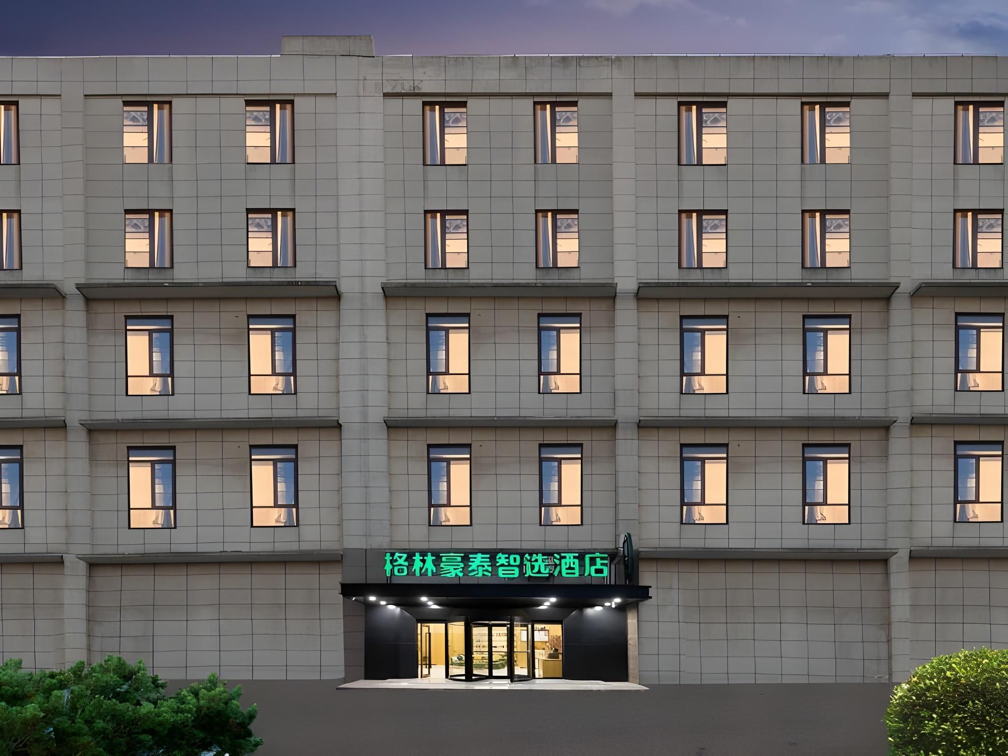 Superior Suite