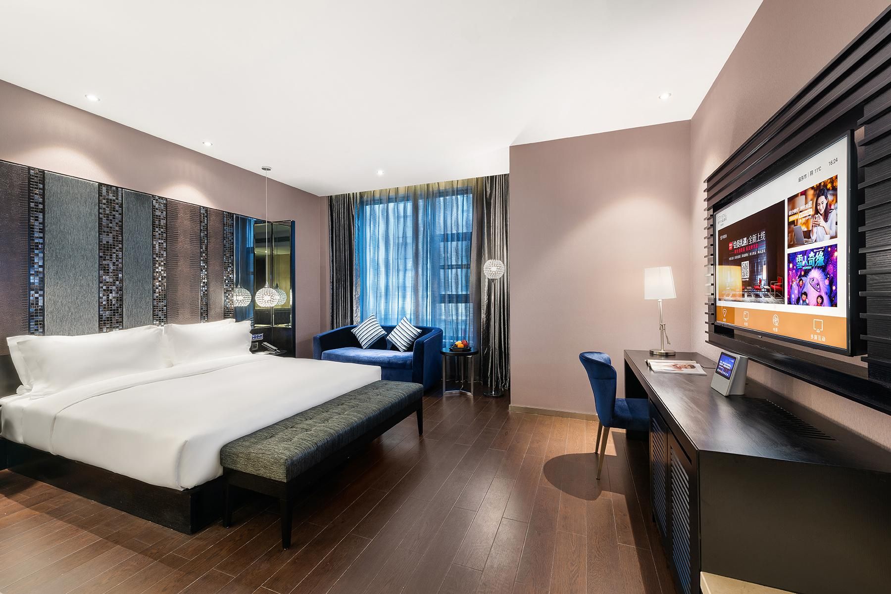 Huazhu - Deluxe Bed Room