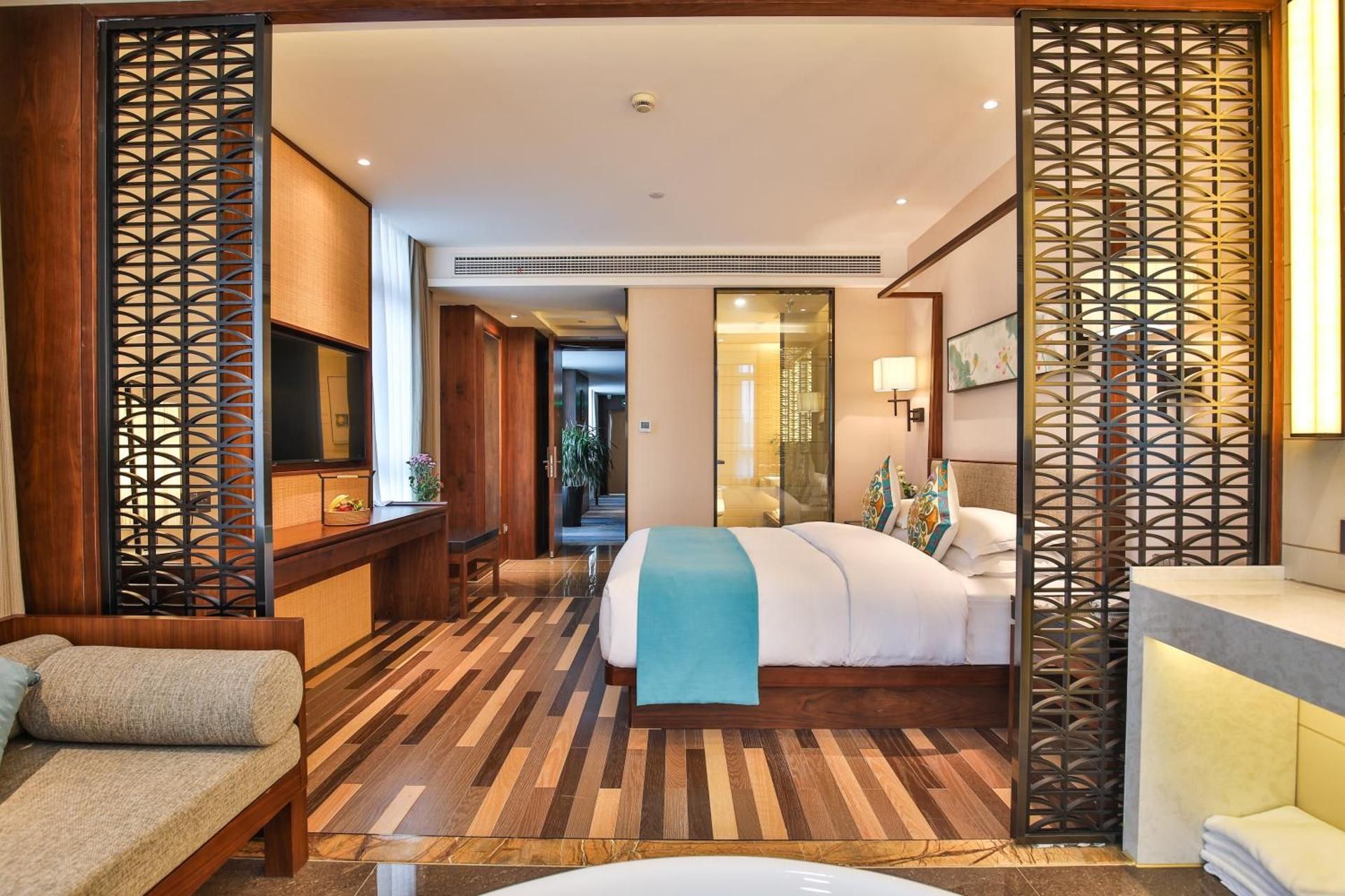Deluxe Double Room with Bath